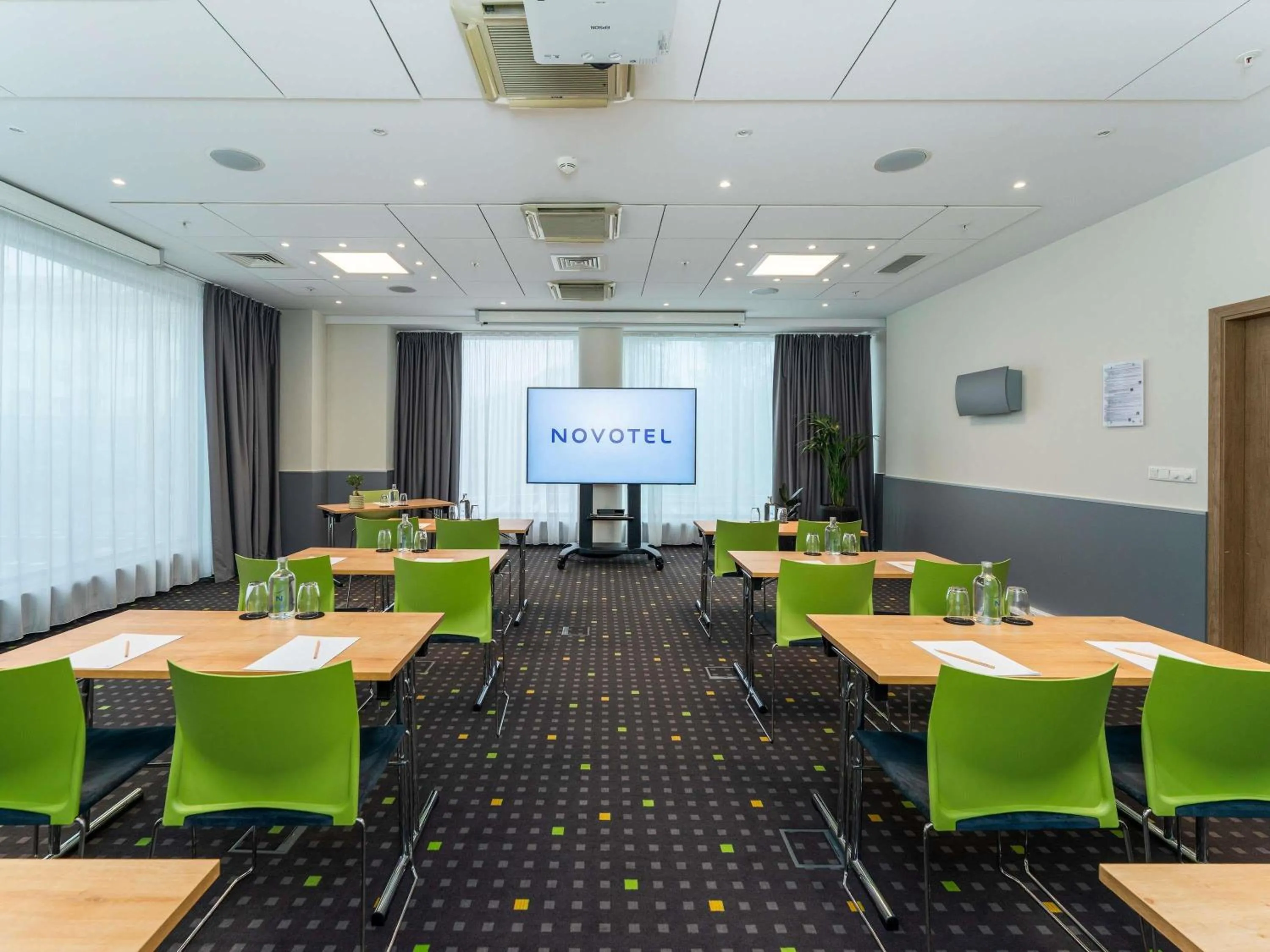 Meeting/conference room in Novotel Vilnius Centre