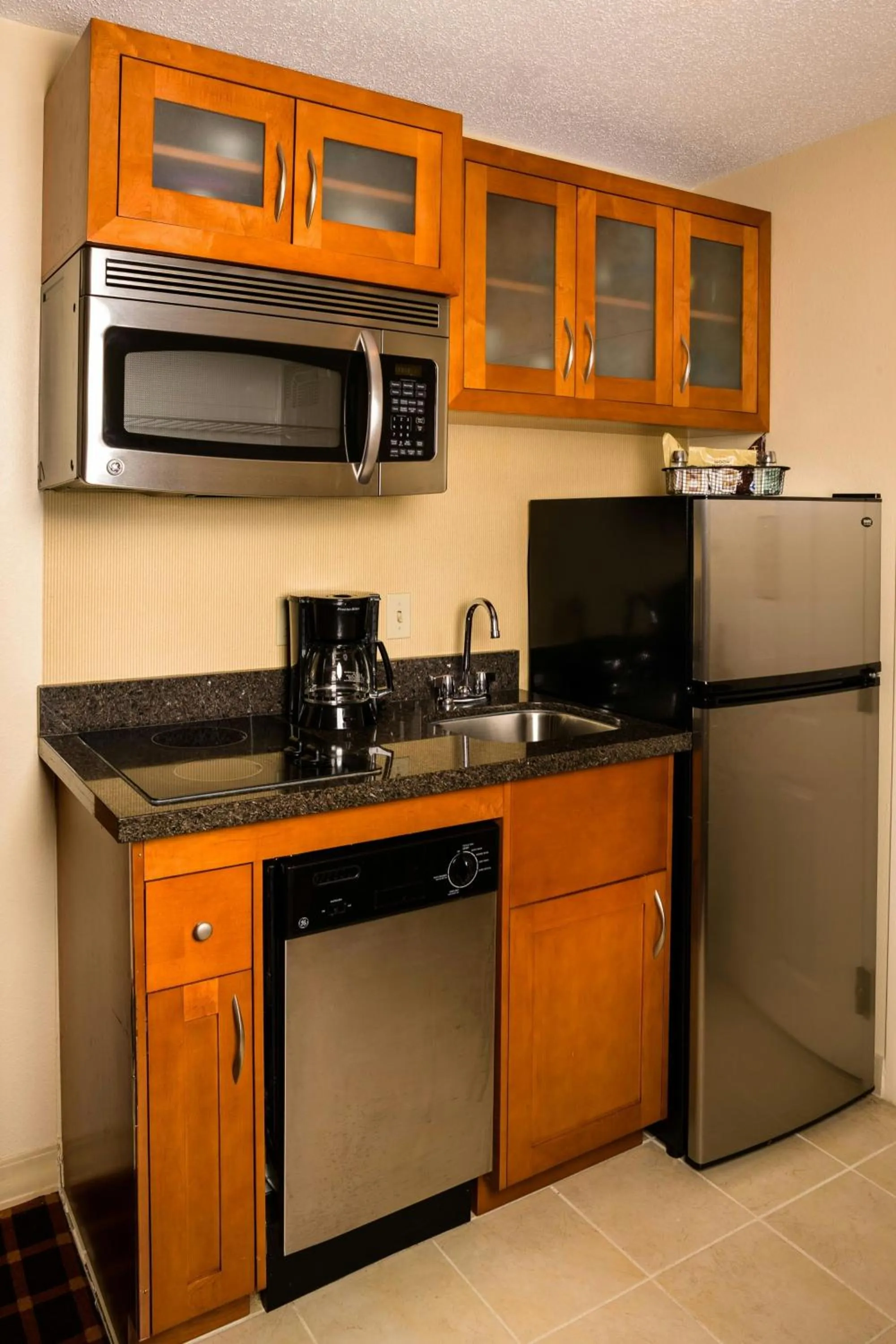 Kitchen or kitchenette in Residence Inn Atlanta Downtown