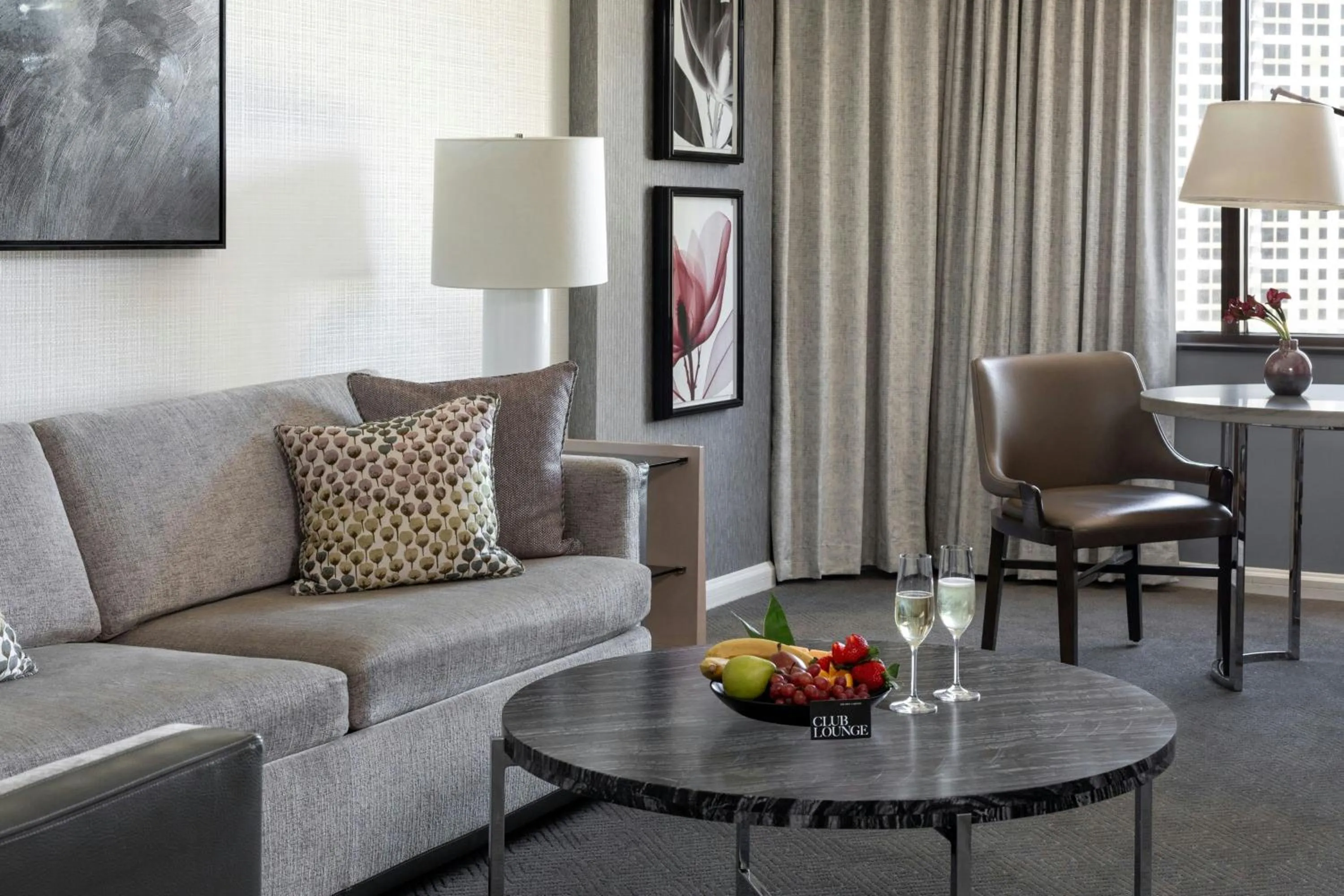 Living room in The Ritz-Carlton Atlanta