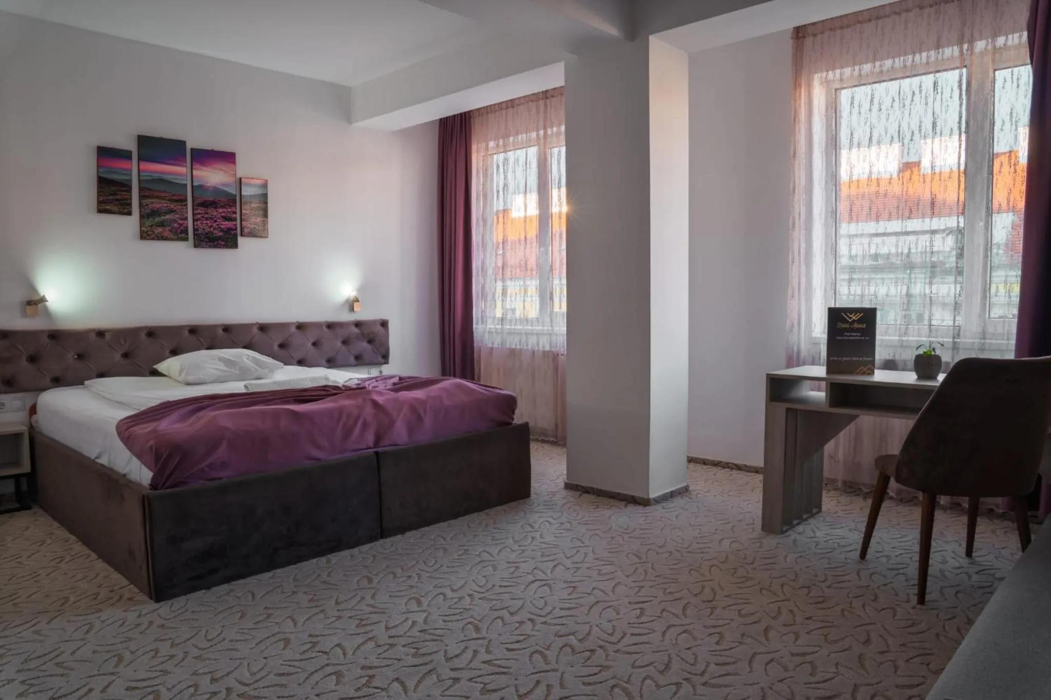 Decorative detail, Bed in Hotel Alexis