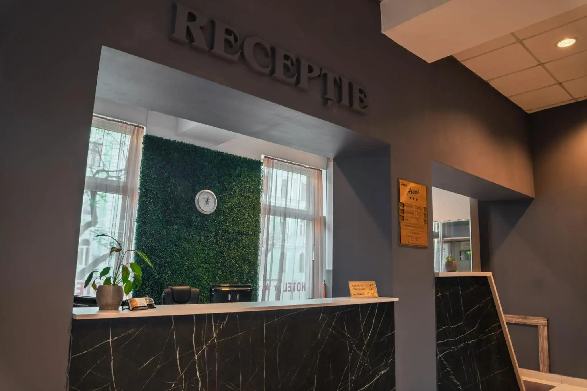 Lobby or reception in Hotel Alexis Lobby or reception in Hotel Alexis