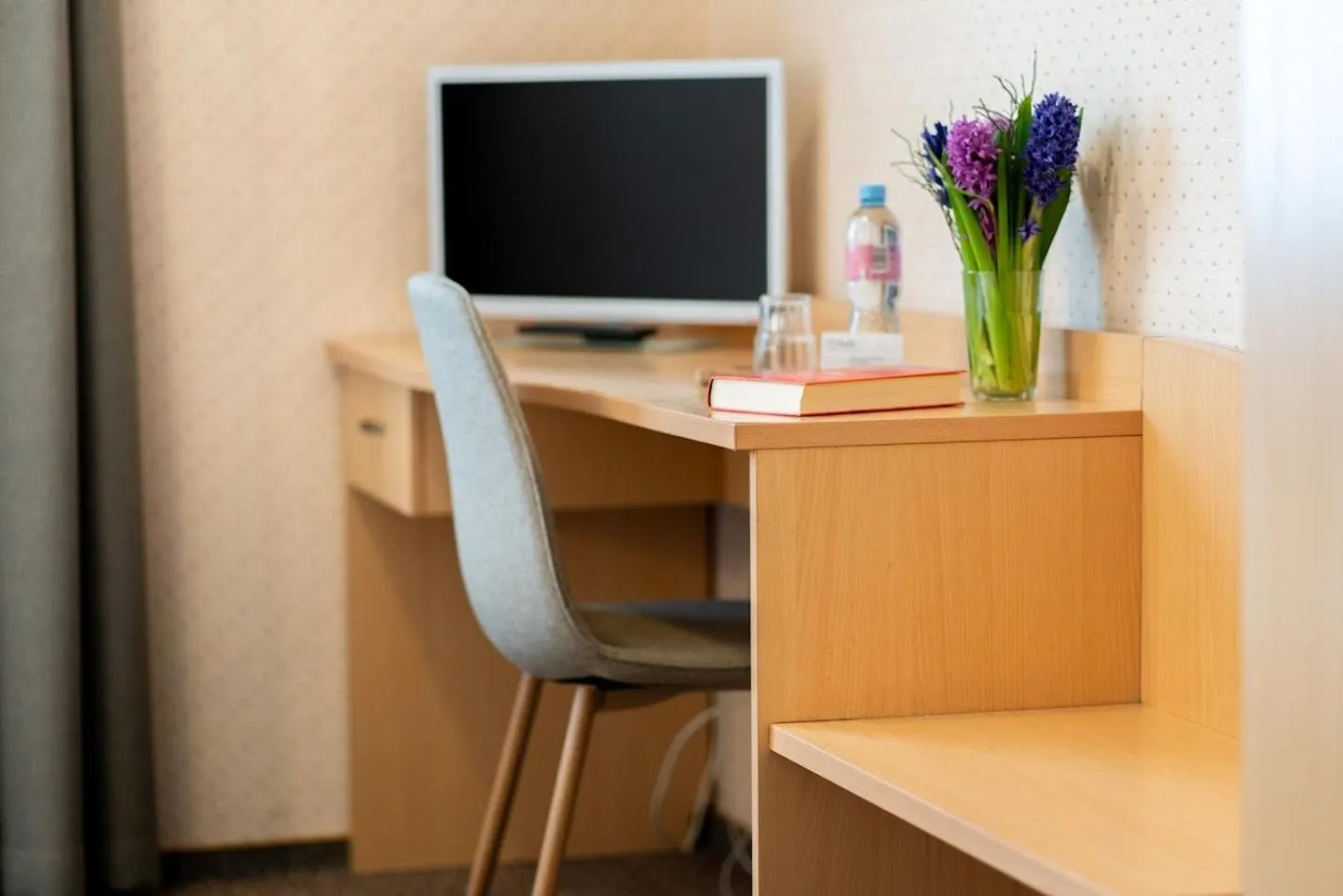 Toilet in ARIBĖ Hotel Klaipėda, Free parking