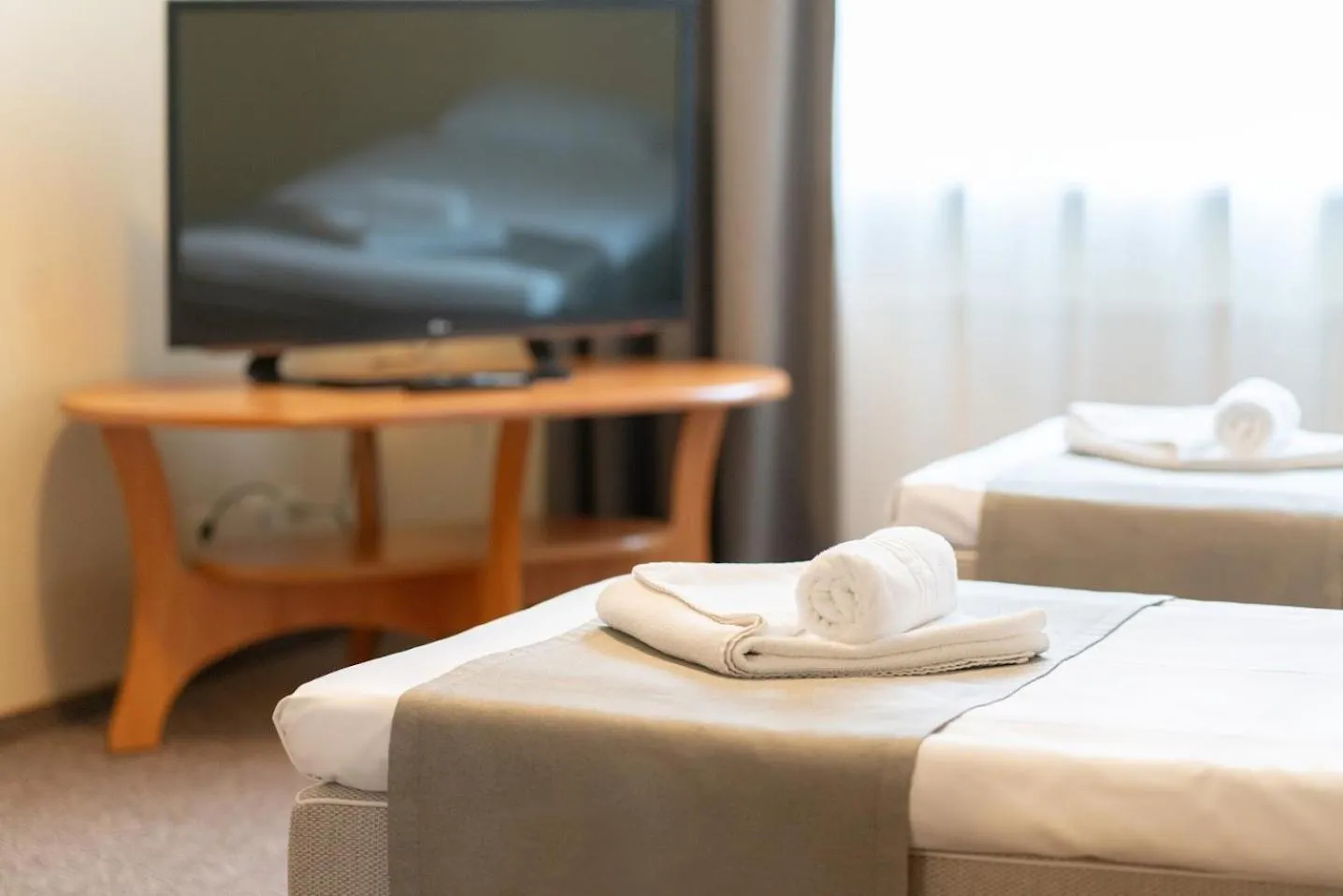 TV and multimedia, Bed in ARIBĖ Hotel Klaipėda, Free parking