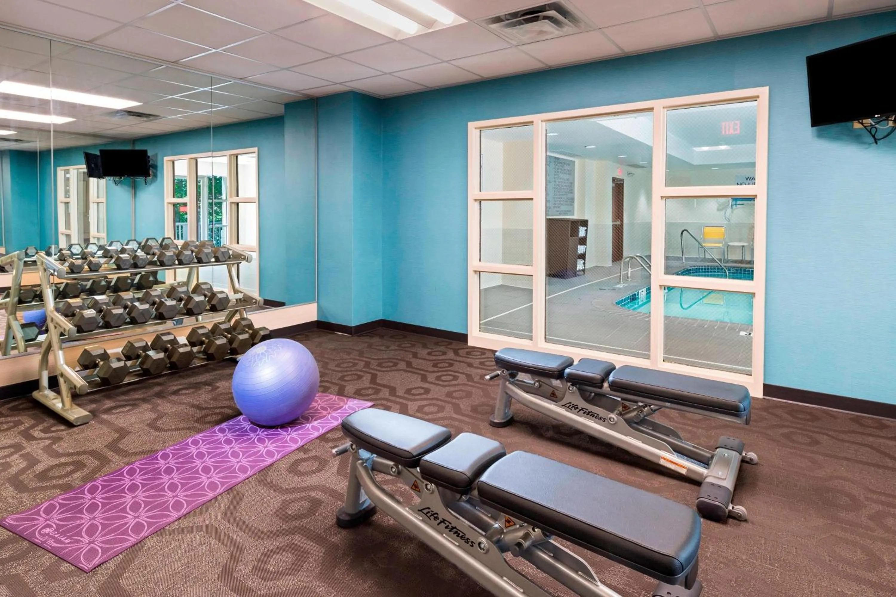 Fitness centre/facilities in Fairfield Inn & Suites by Marriott Atlanta Perimeter Center