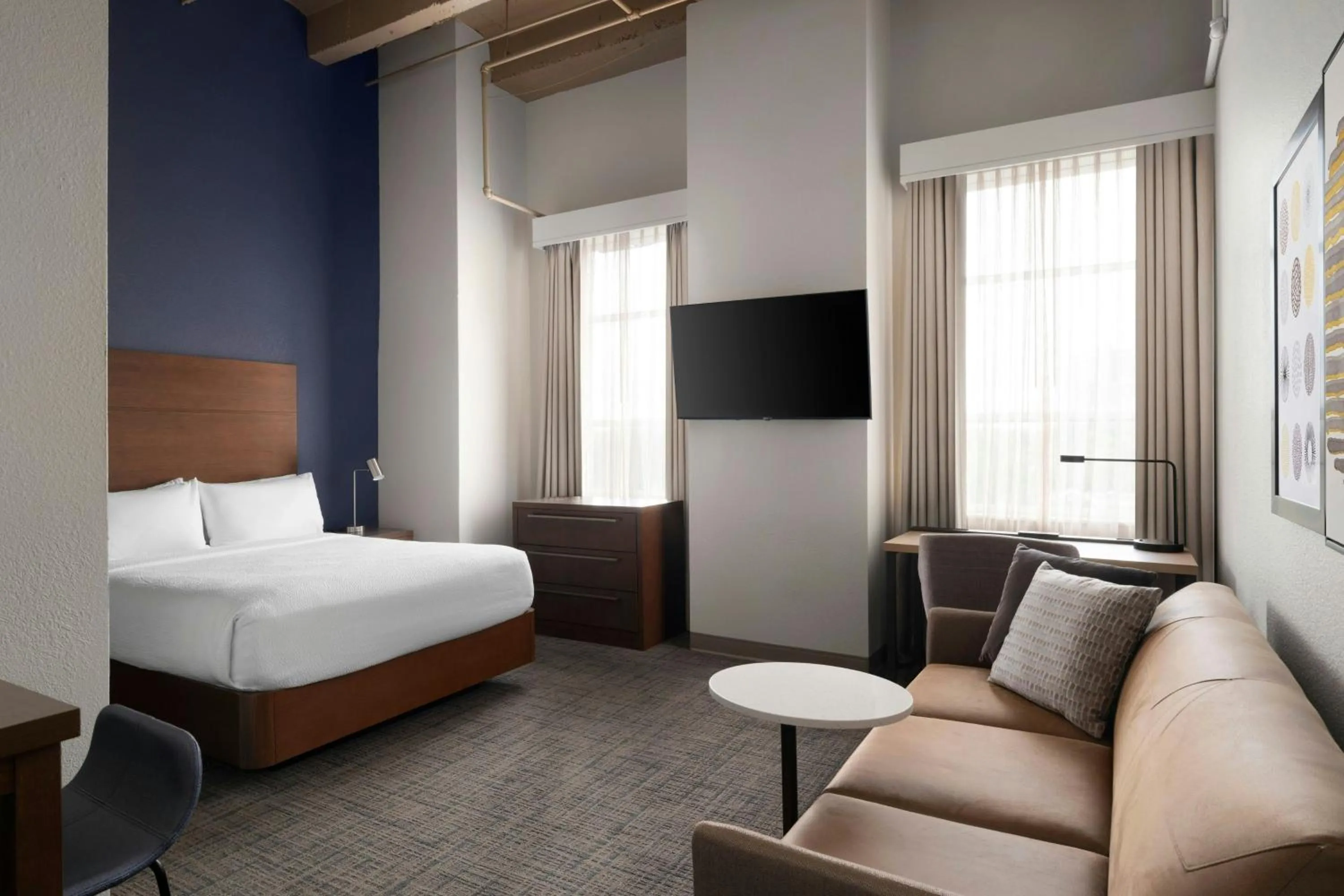 Photo of the whole room, Bed in Residence Inn Atlanta Midtown 17th Street