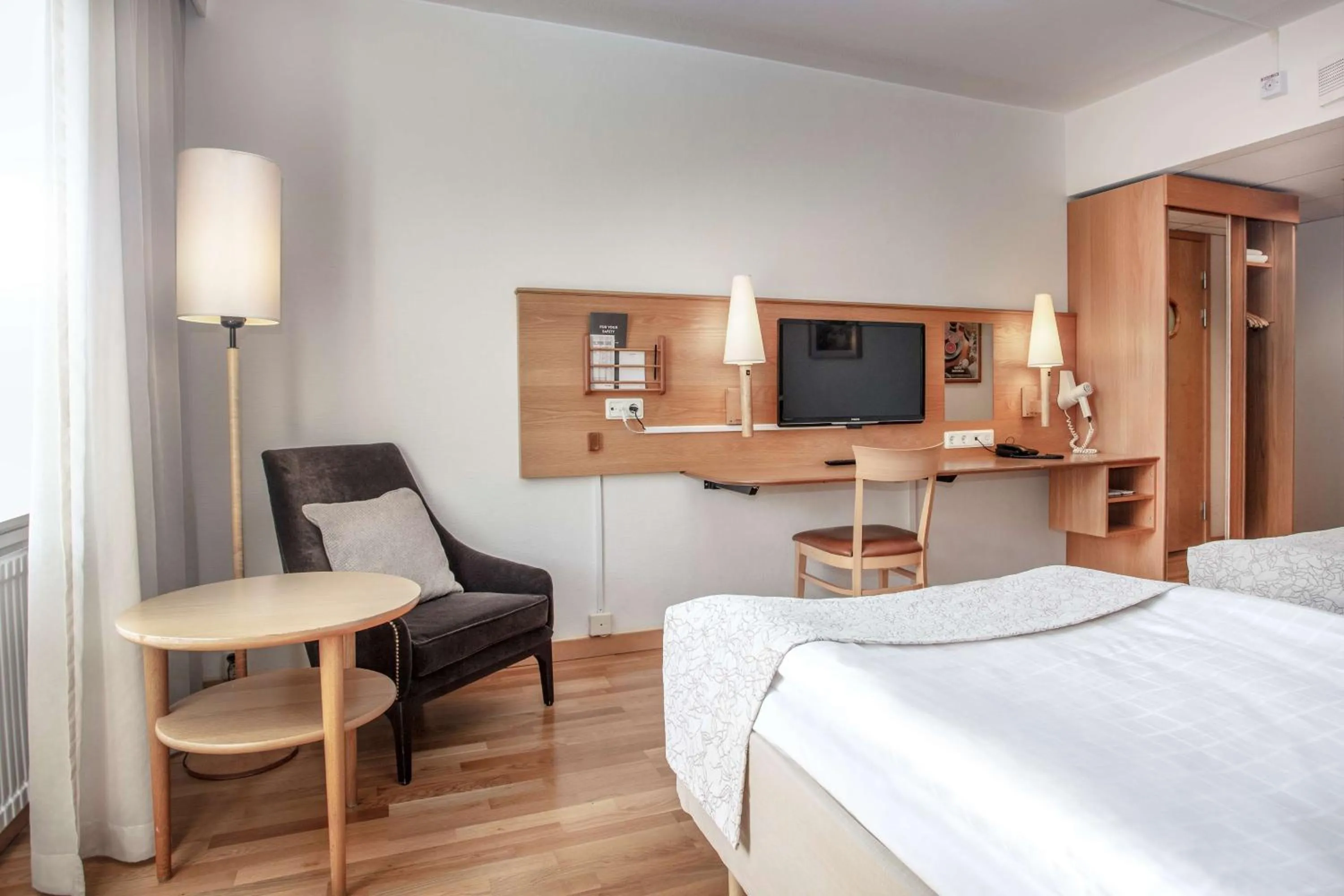 Bedroom, Bed in Scandic Portalen