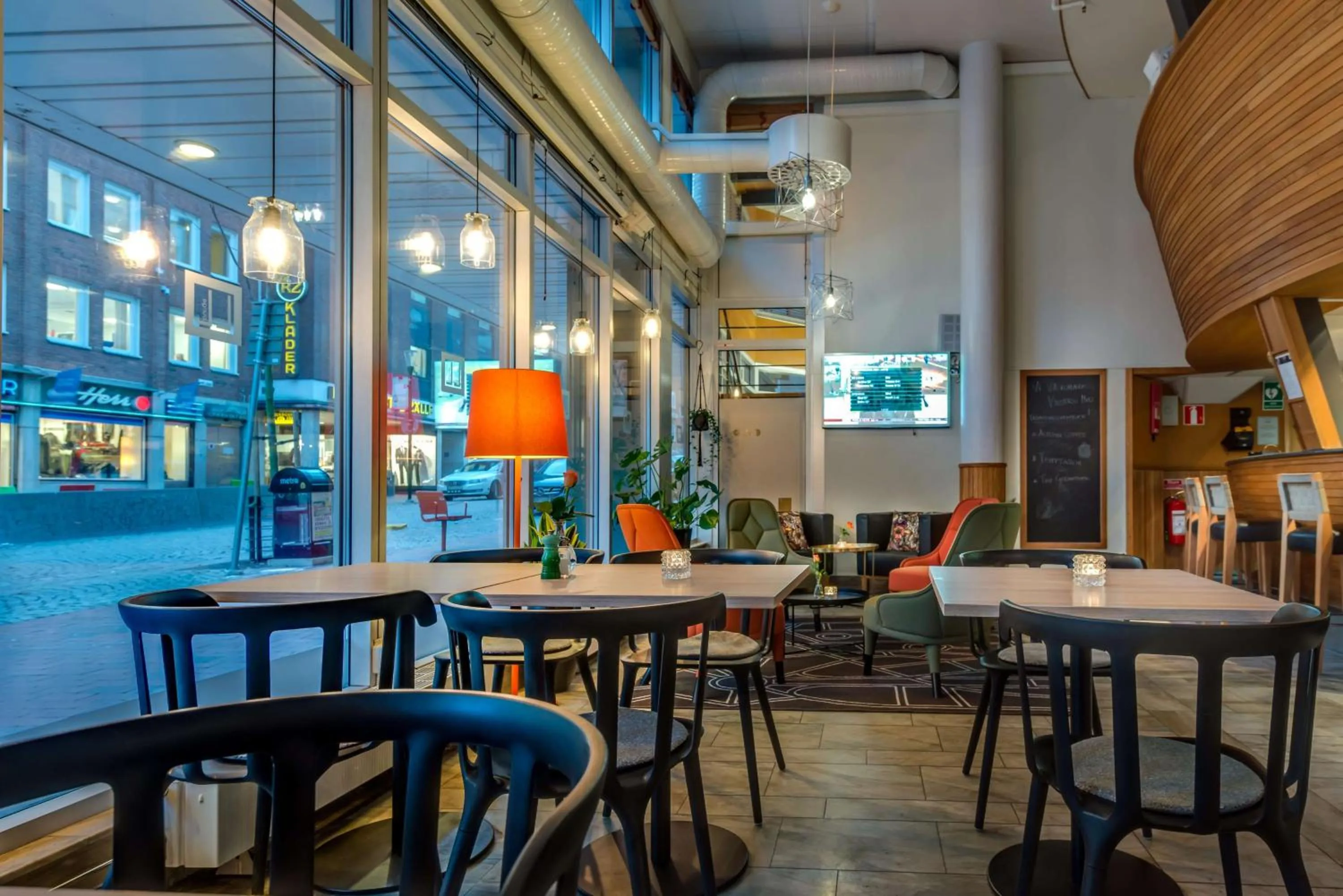 Lobby or reception in Scandic Portalen