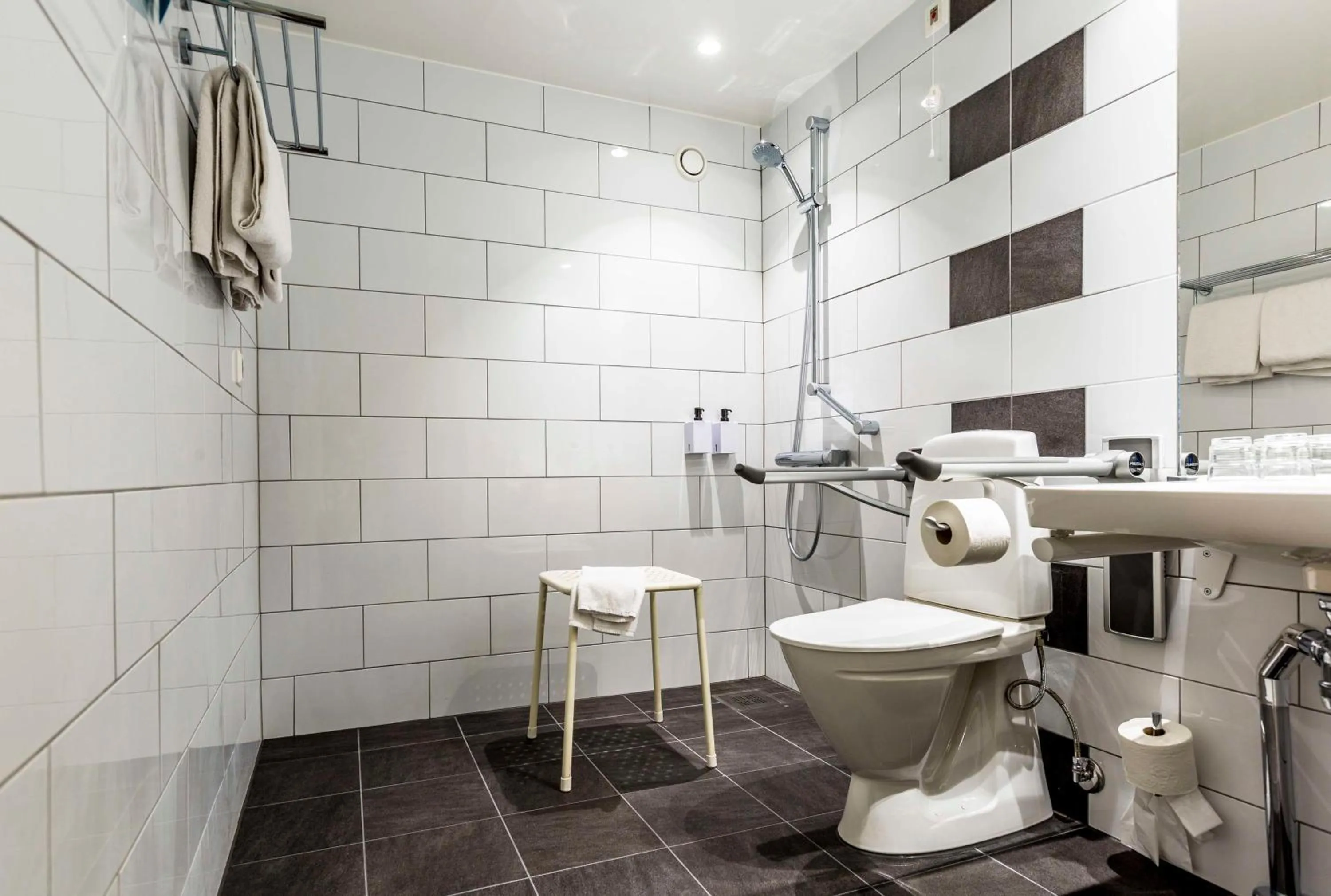 Bedroom in Scandic Grand Hotel