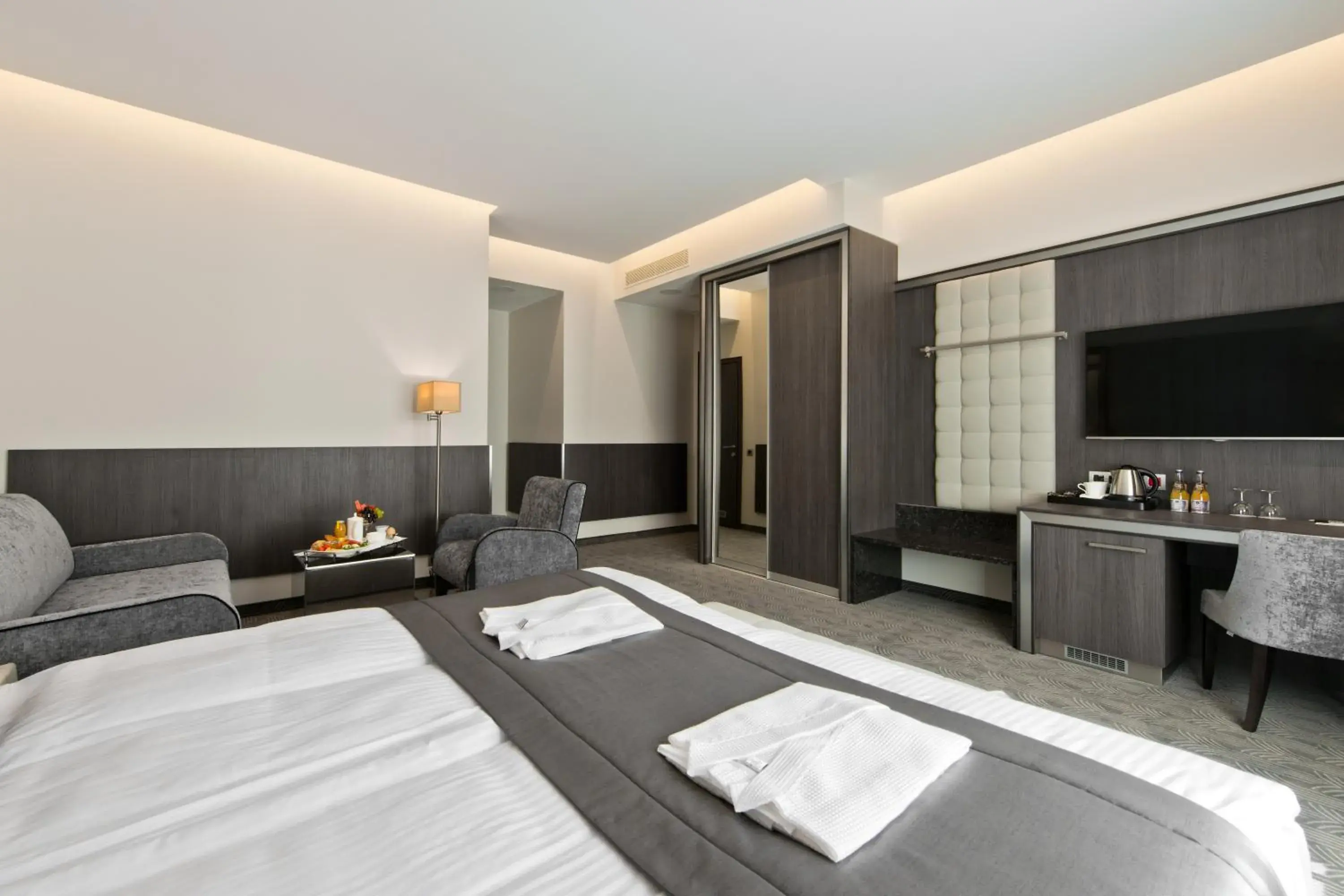 Bed in Congress Avenue Hotel Bed in Congress Avenue Hotel