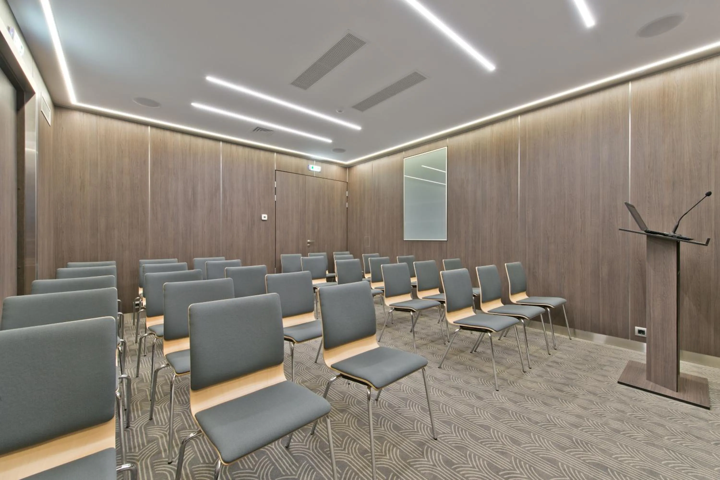 Meeting/conference room in Congress Avenue Hotel