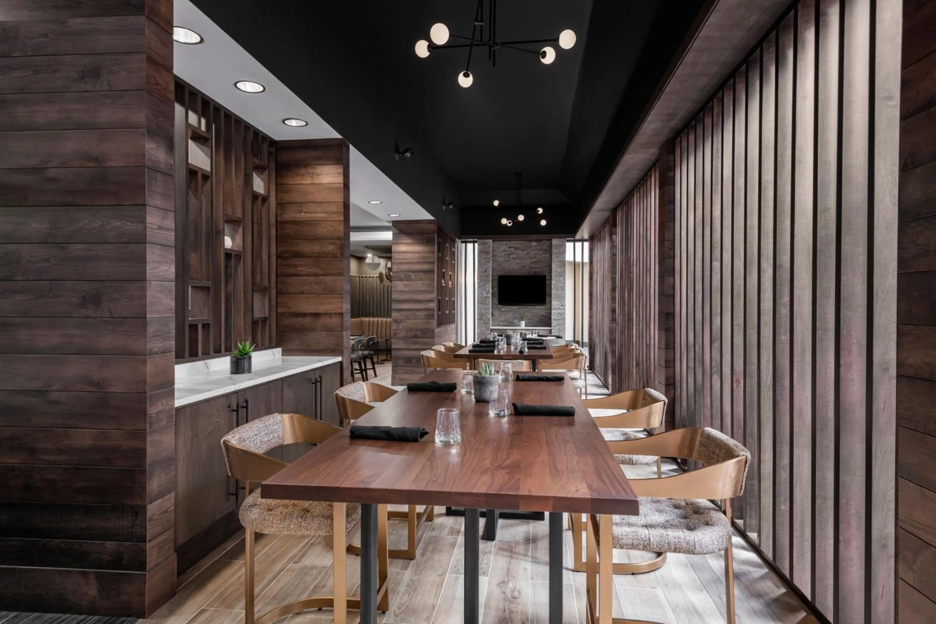 Restaurant/places to eat in Austin Marriott North