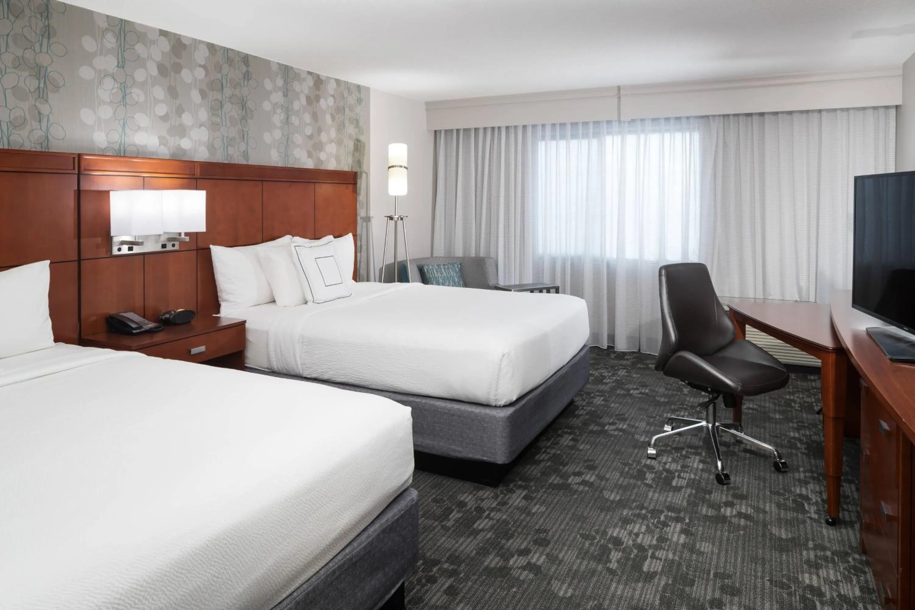 Photo of the whole room, Bed in Courtyard by Marriott Austin Parmer Tech Ridge