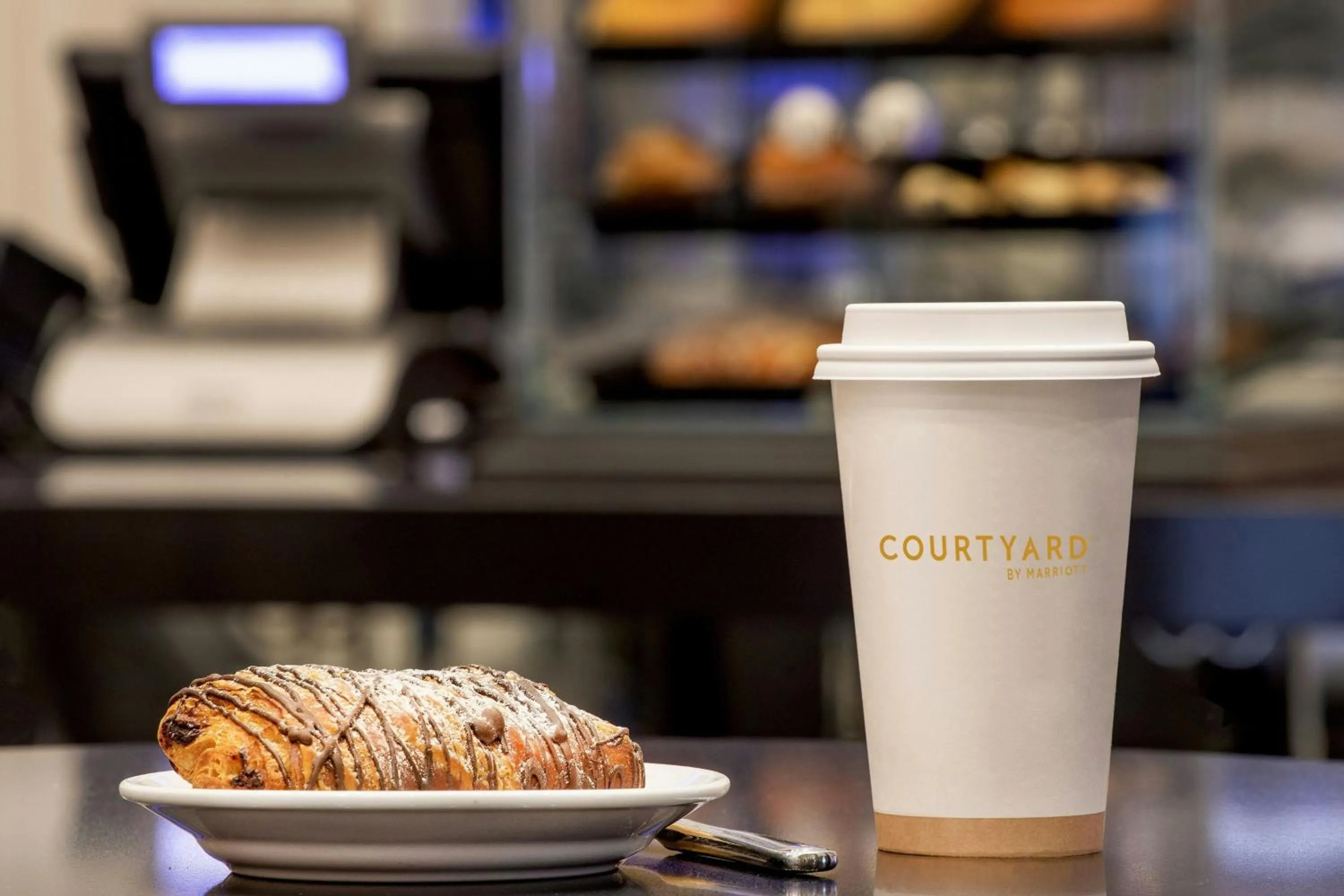 Restaurant/places to eat in Courtyard by Marriott Boston Downtown