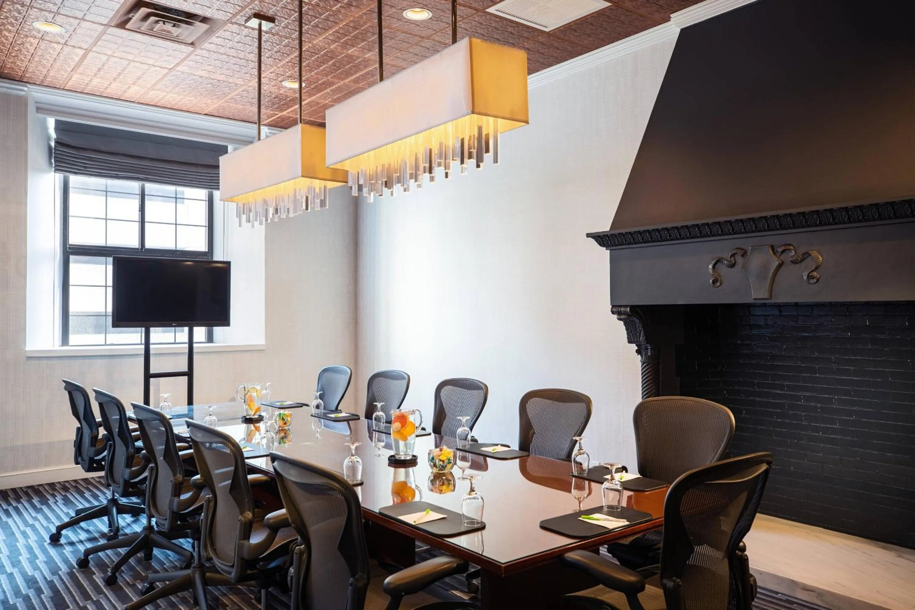 Meeting/conference room in Courtyard by Marriott Boston Downtown