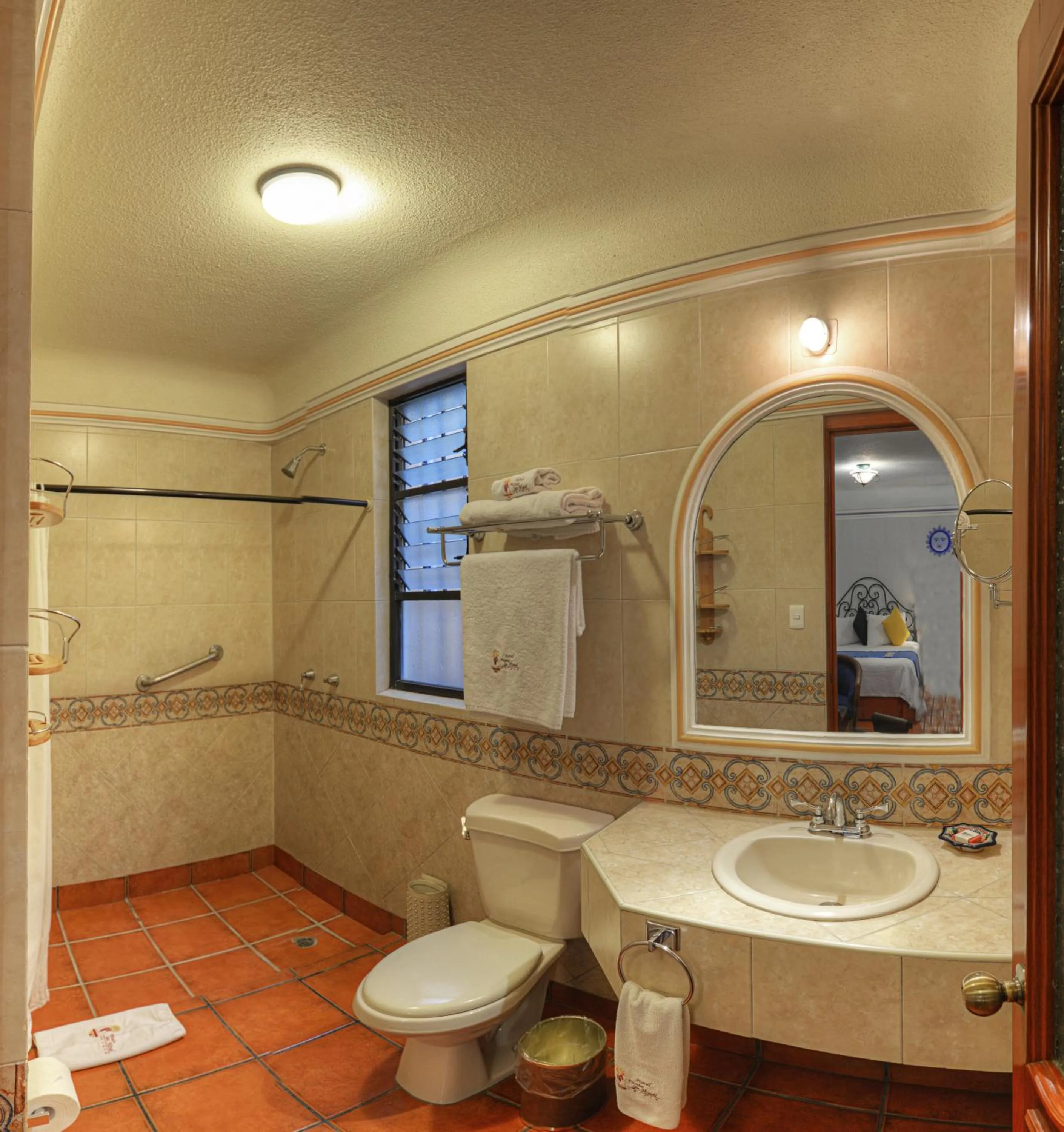 Toilet in Hotel Boutique Parador San Miguel Oaxaca