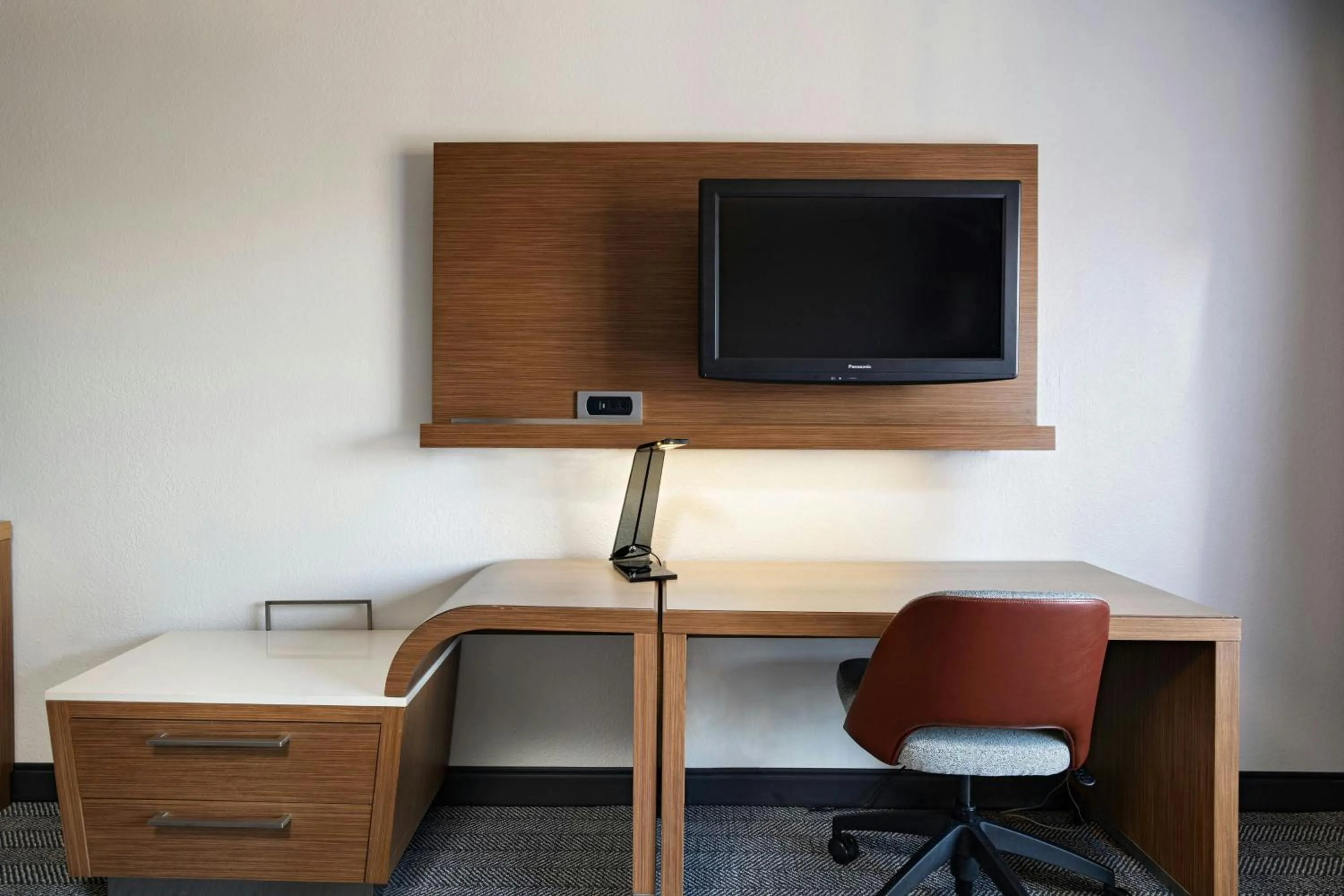 Photo of the whole room in Courtyard by Marriott Austin The Domain Area