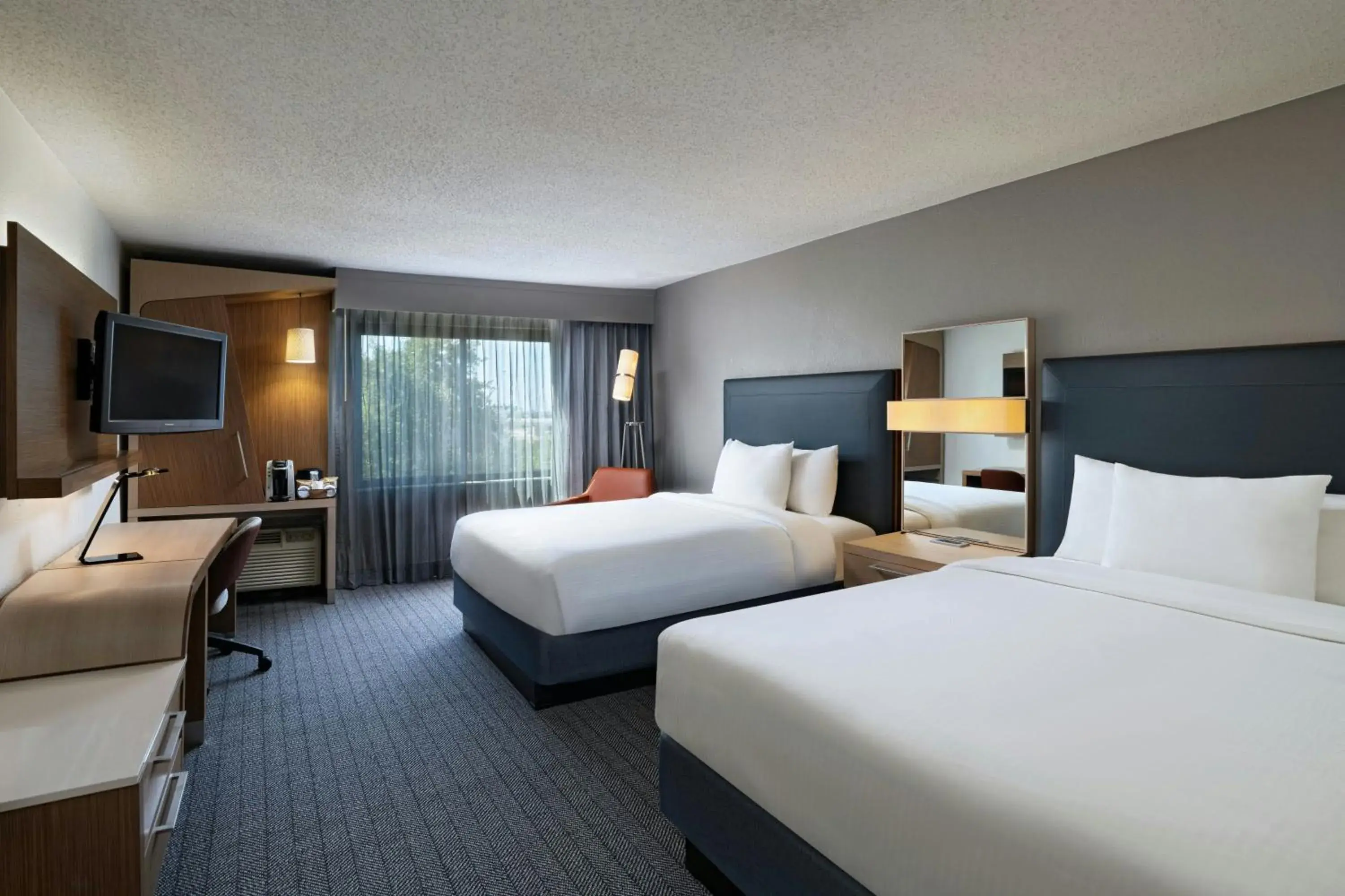 Double Room with Two Double Beds in Courtyard by Marriott Austin The Domain Area Double Room with Two Double Beds in Courtyard by Marriott Austin The Domain Area