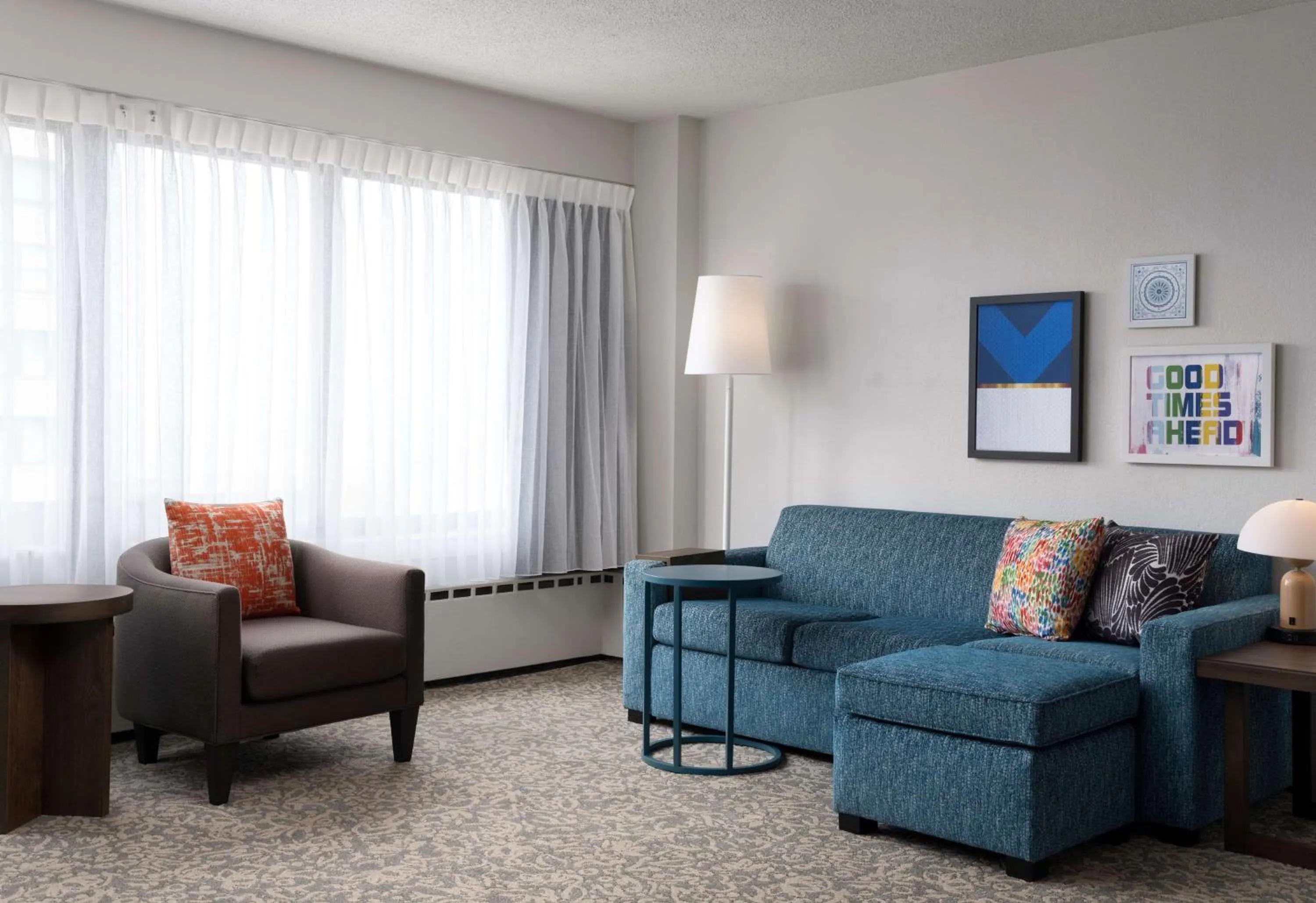 Living room in Sonesta ES Suites Chicago Downtown Magnificent Mile Medical