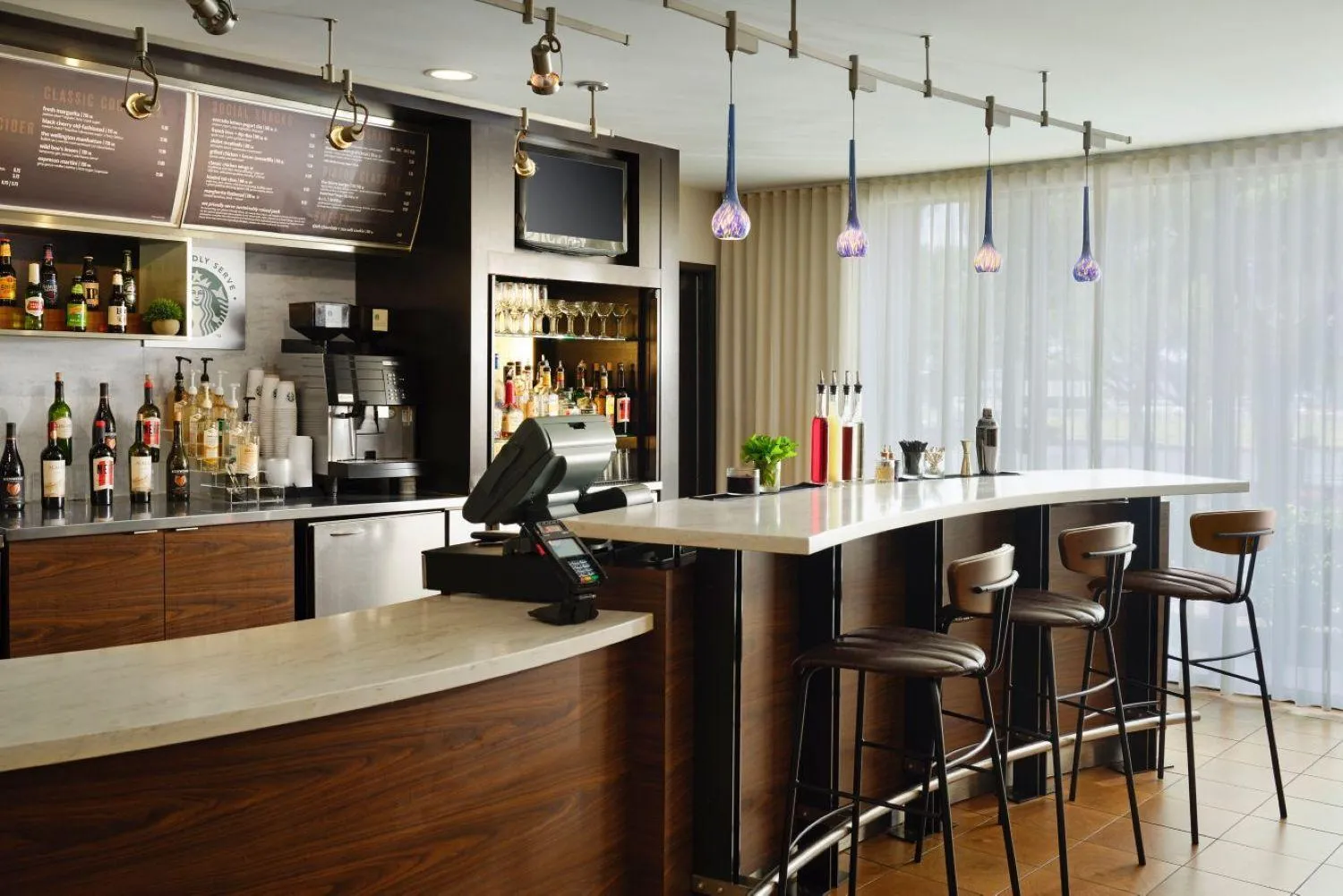 Restaurant/places to eat in Courtyard Austin South