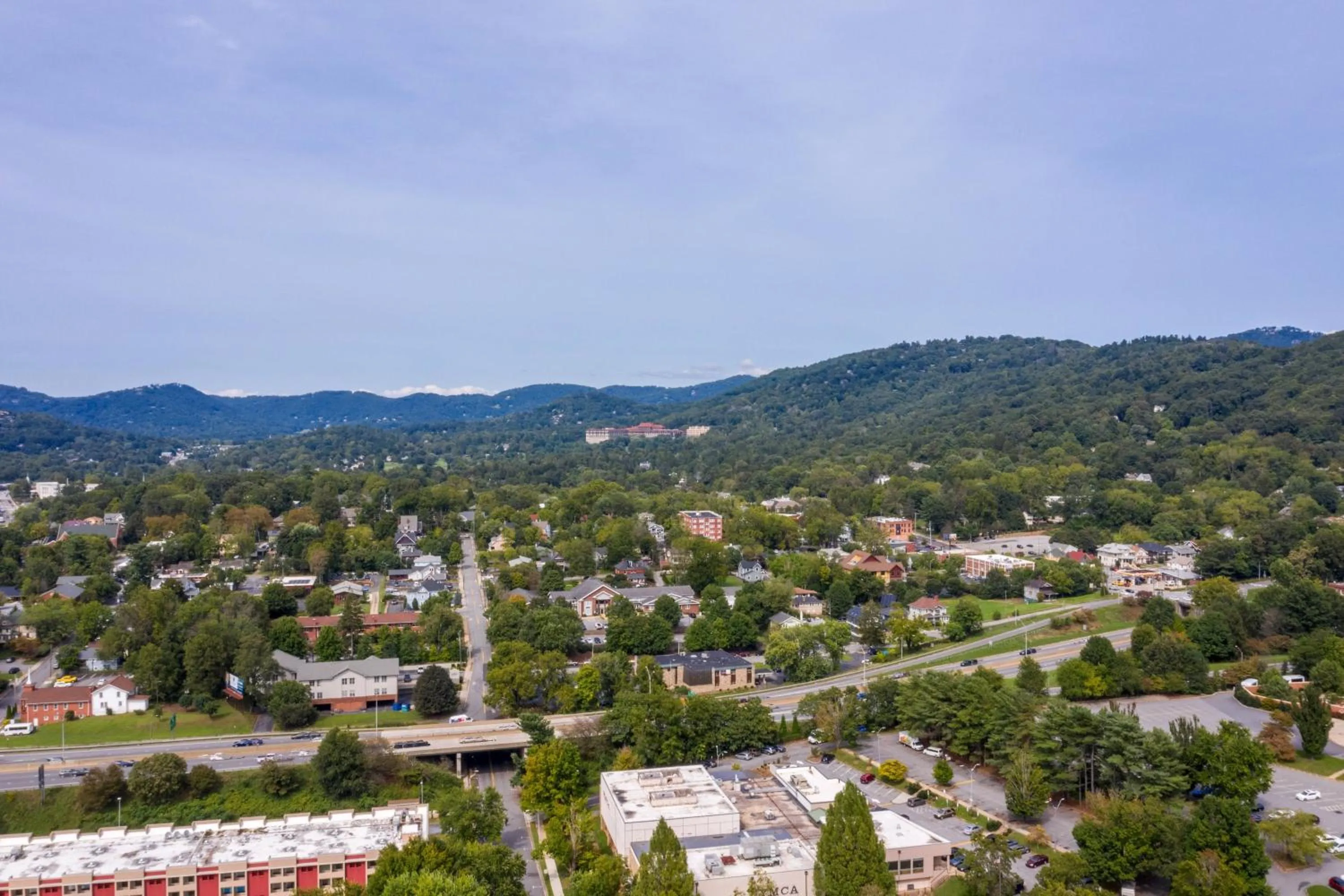 Photo of the whole room in Renaissance Asheville Downtown Hotel