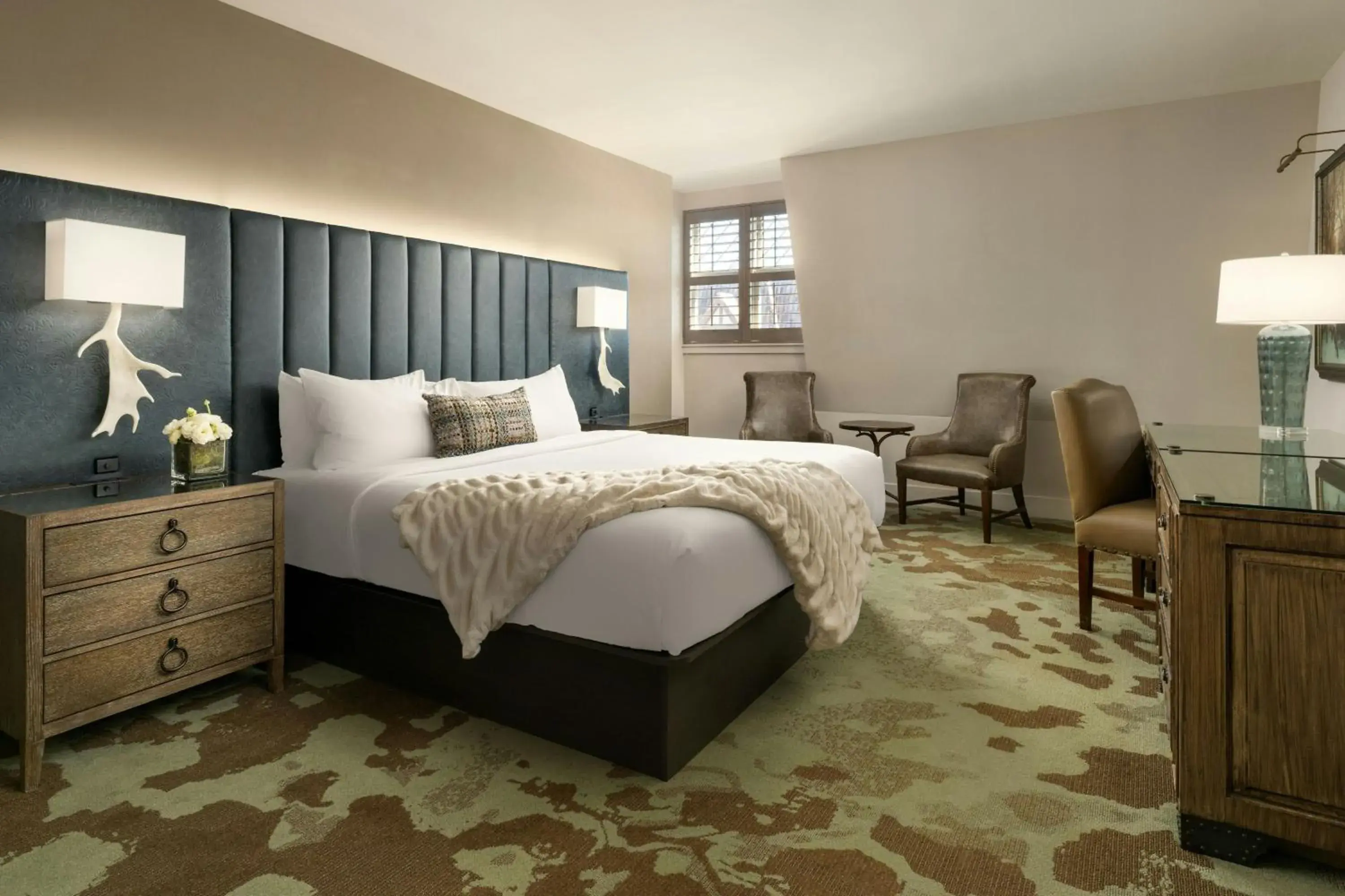 Photo of the whole room, Bed in Grand Bohemian Lodge Asheville, Autograph Collection Photo of the whole room, Bed in Grand Bohemian Lodge Asheville, Autograph Collection