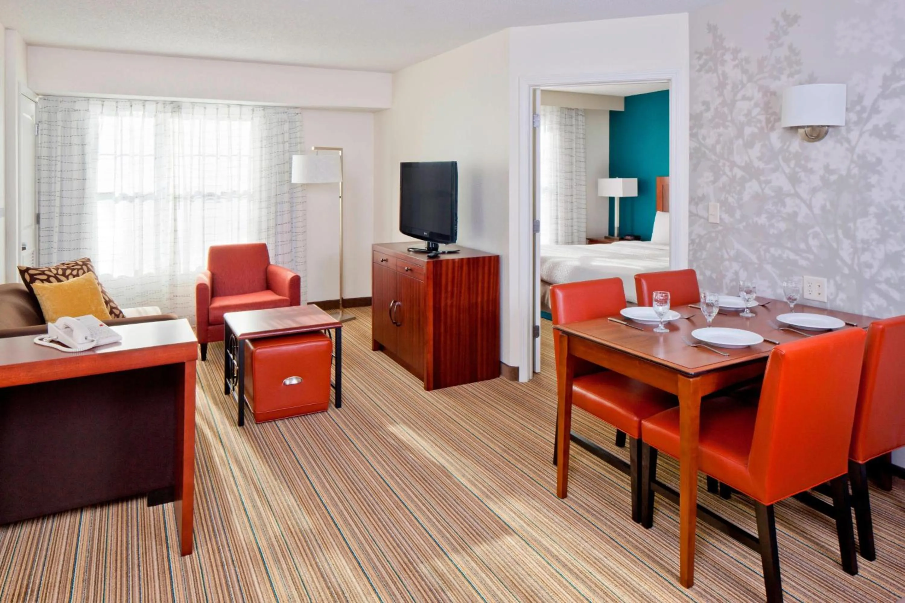 Living room in Residence Inn Boston Norwood