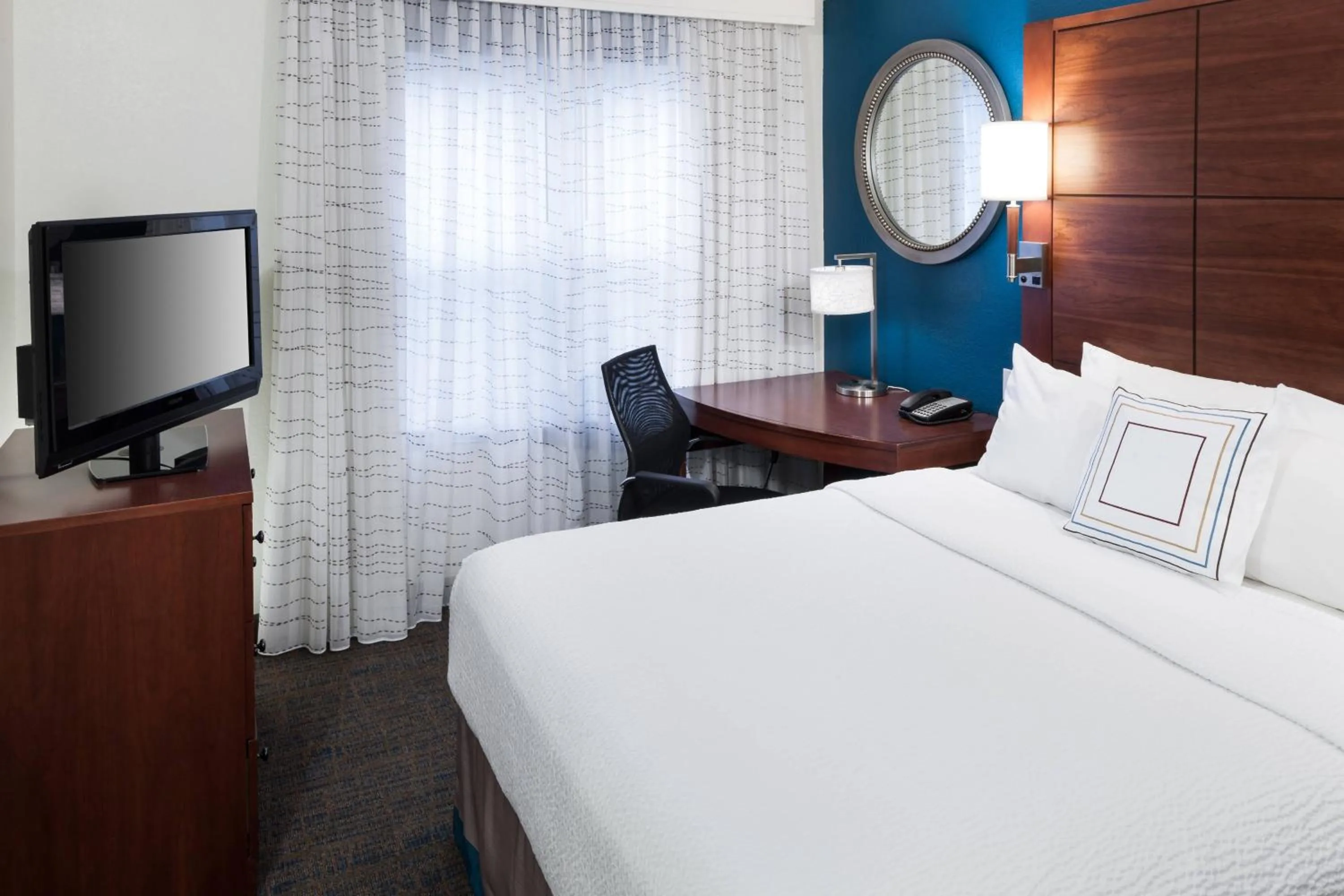 Bedroom, Bed in Residence Inn by Marriott Boston Marlborough