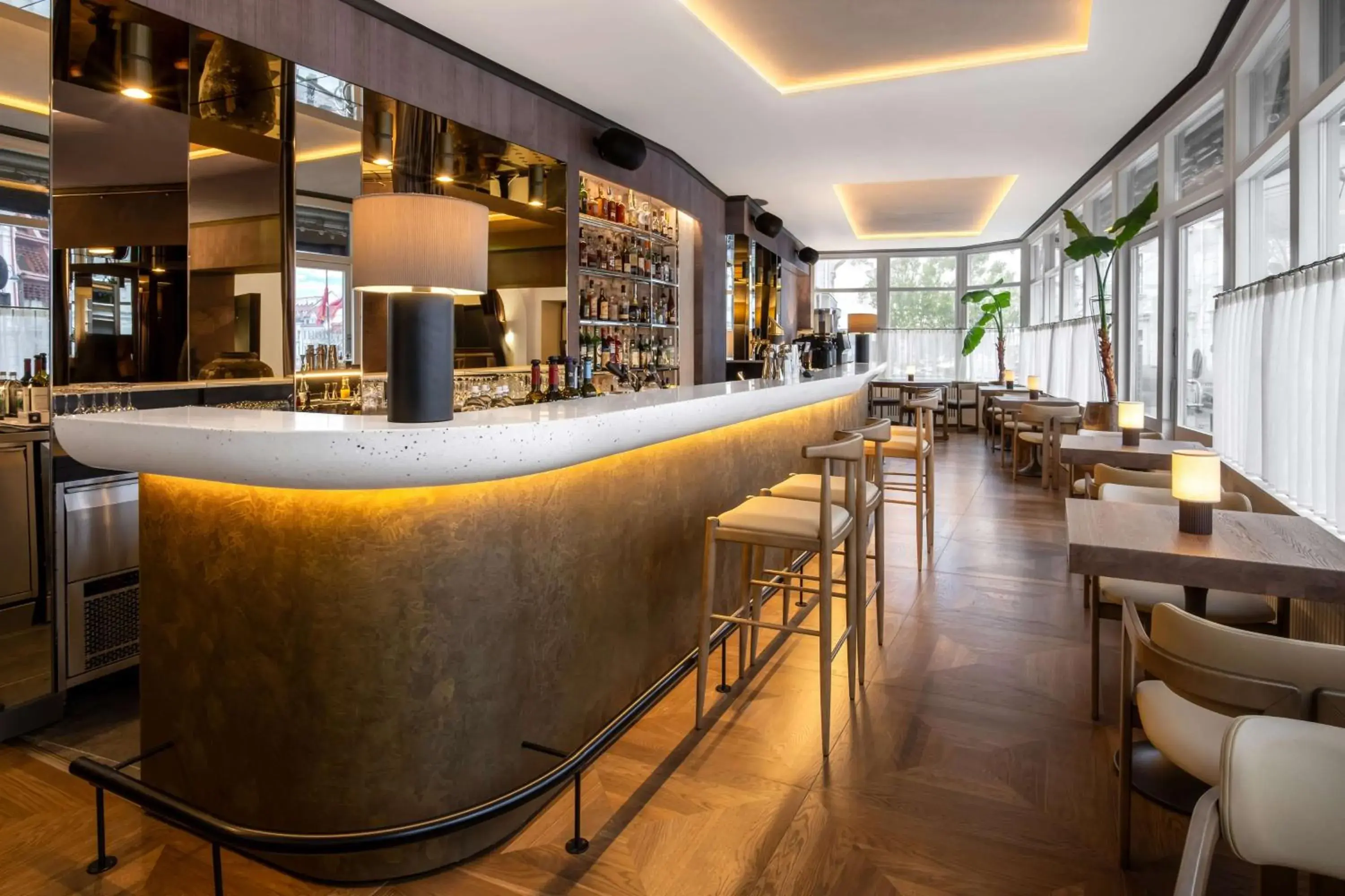 Lounge or bar in Radisson Collection Astorija Hotel, Vilnius Lounge or bar in Radisson Collection Astorija Hotel, Vilnius