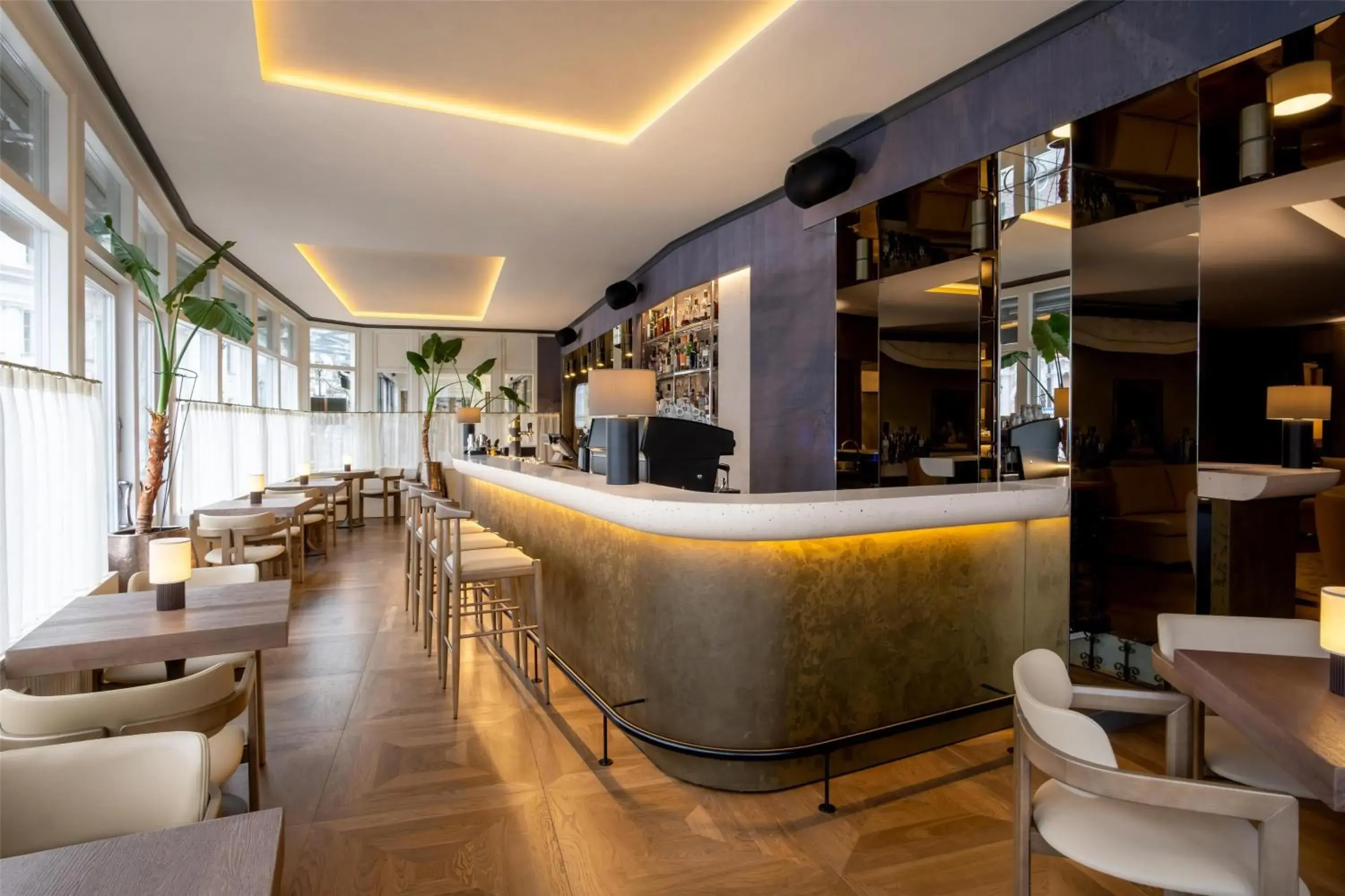 Lounge or bar in Radisson Collection Astorija Hotel, Vilnius Lounge or bar in Radisson Collection Astorija Hotel, Vilnius