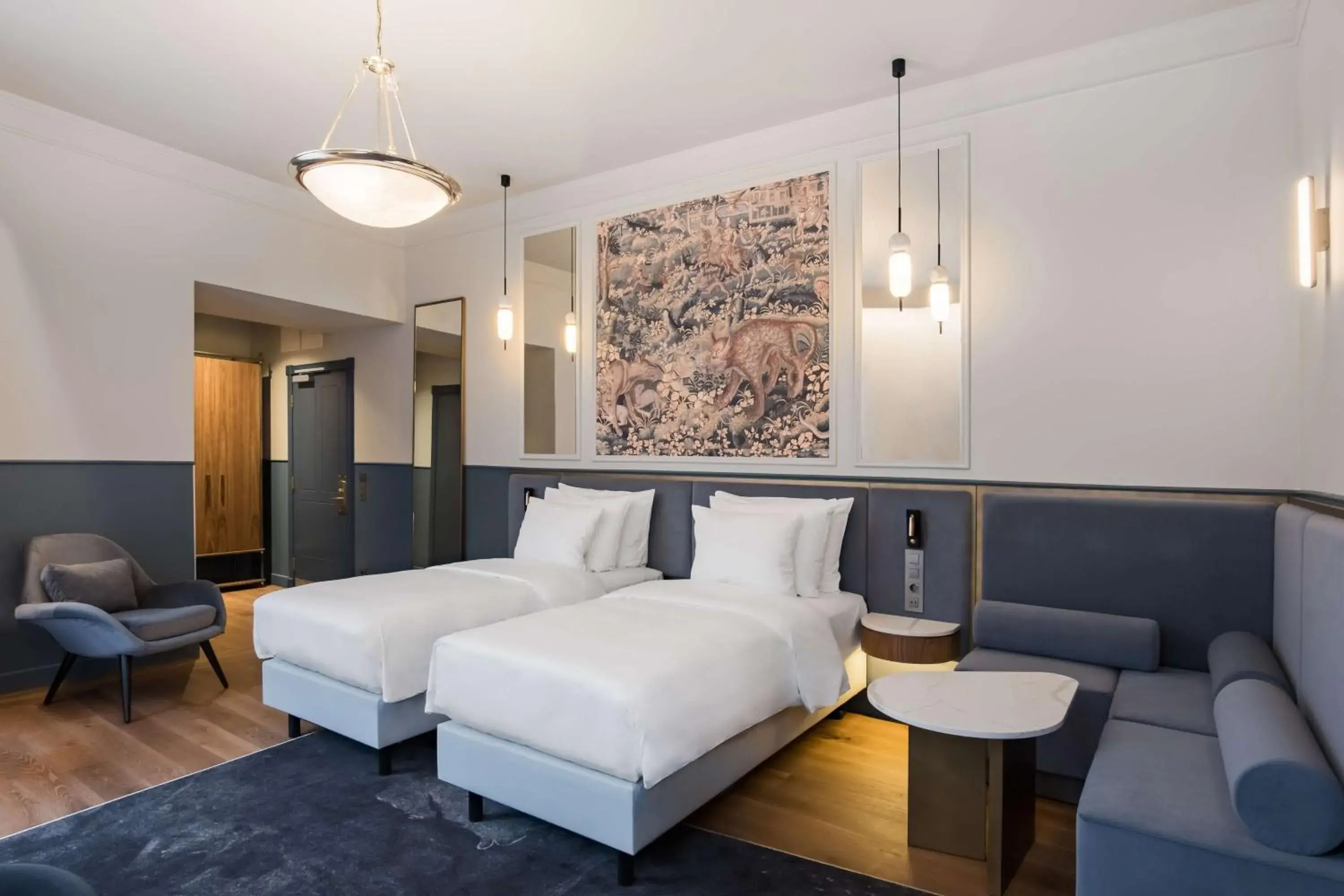 Bedroom, Bed in Radisson Collection Astorija Hotel, Vilnius Bedroom, Bed in Radisson Collection Astorija Hotel, Vilnius