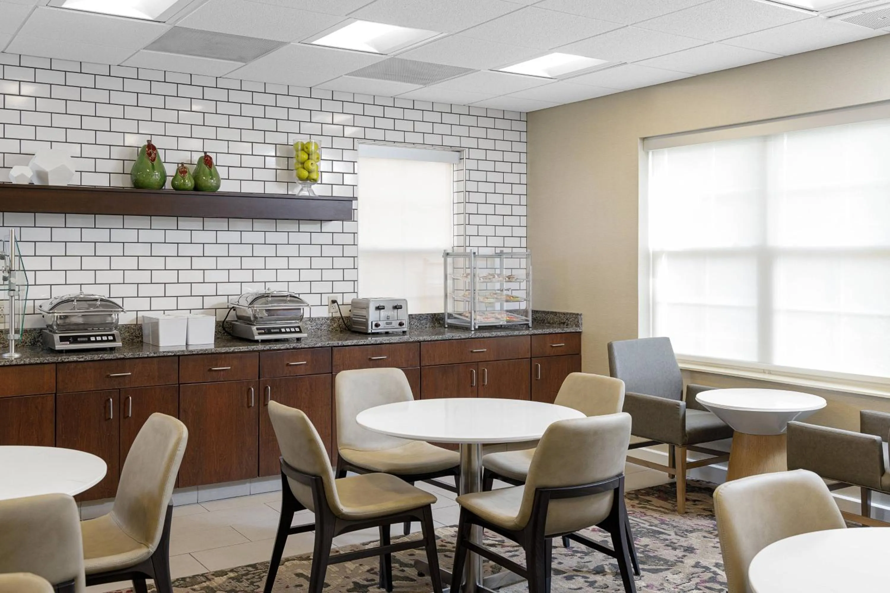 Restaurant/places to eat in Residence Inn by Marriott Boston Foxborough