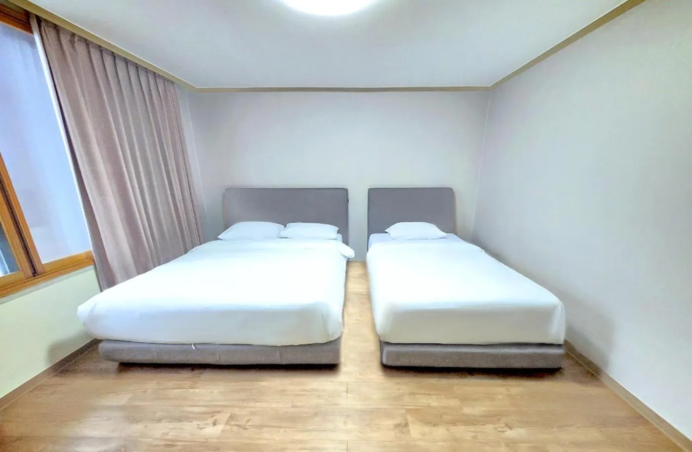 Bed in Ilsung Condo Namhan River