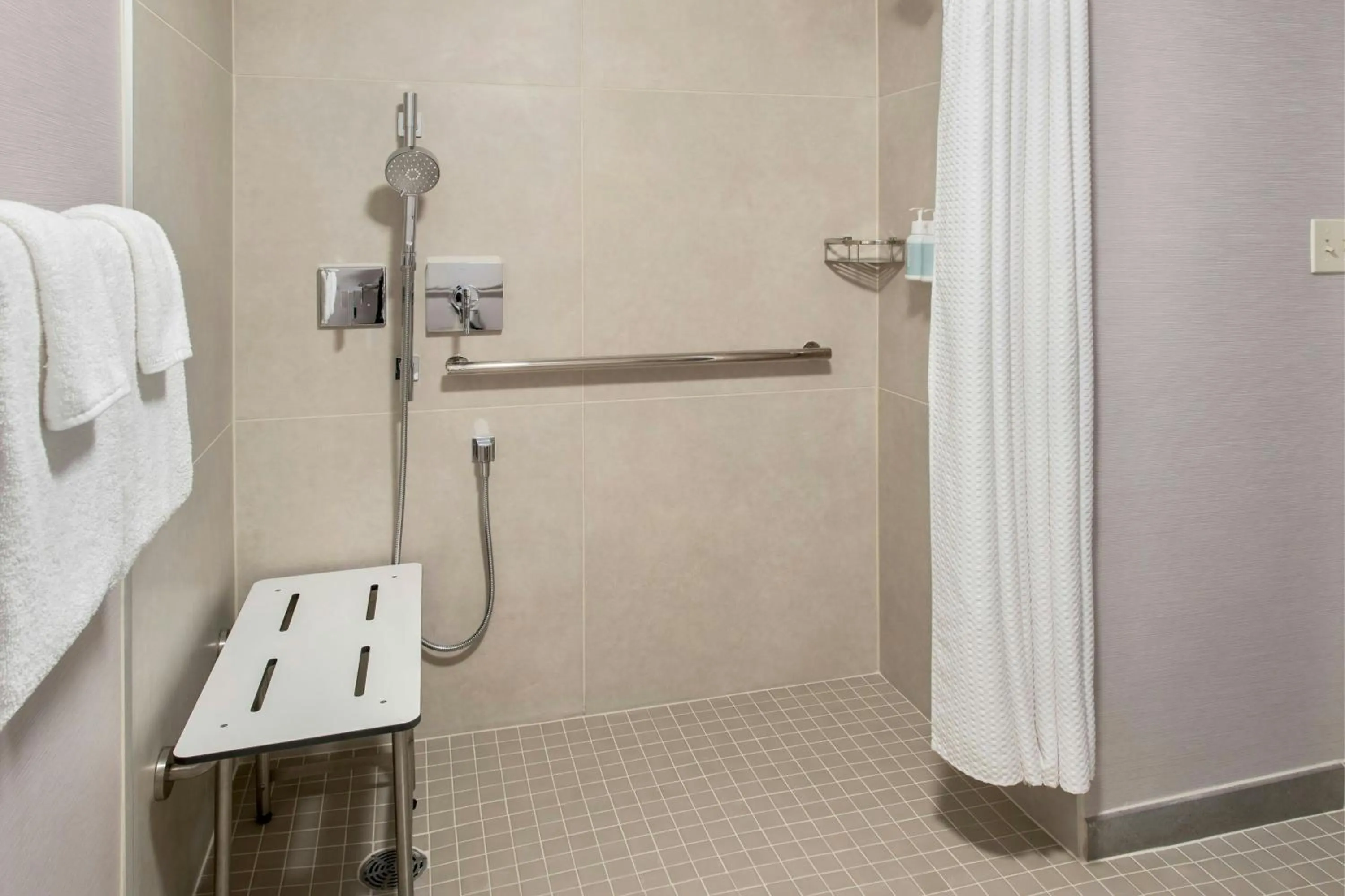 Bathroom in Courtyard by Marriott Newark Elizabeth