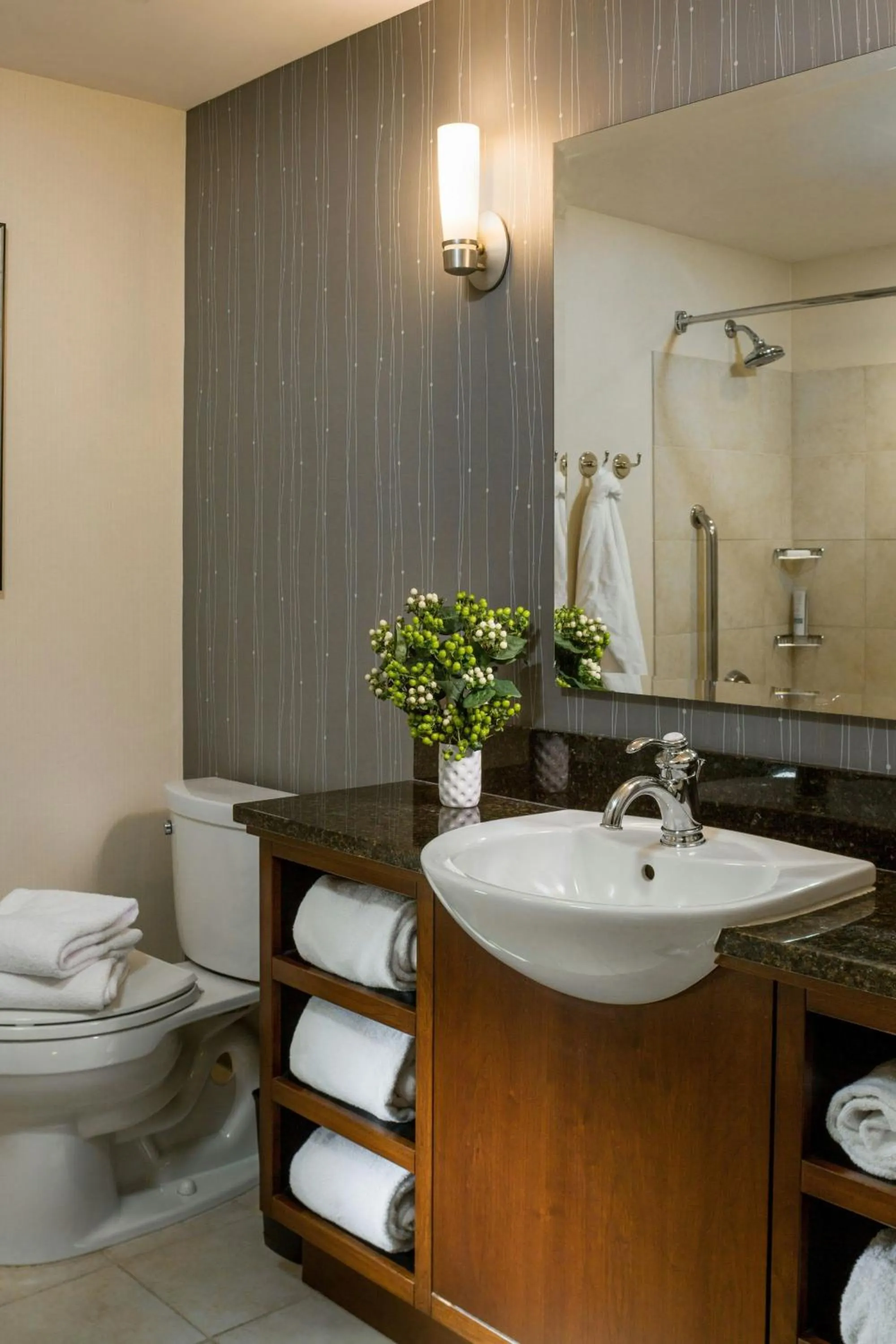 Bathroom in Courtyard Burlington Harbor