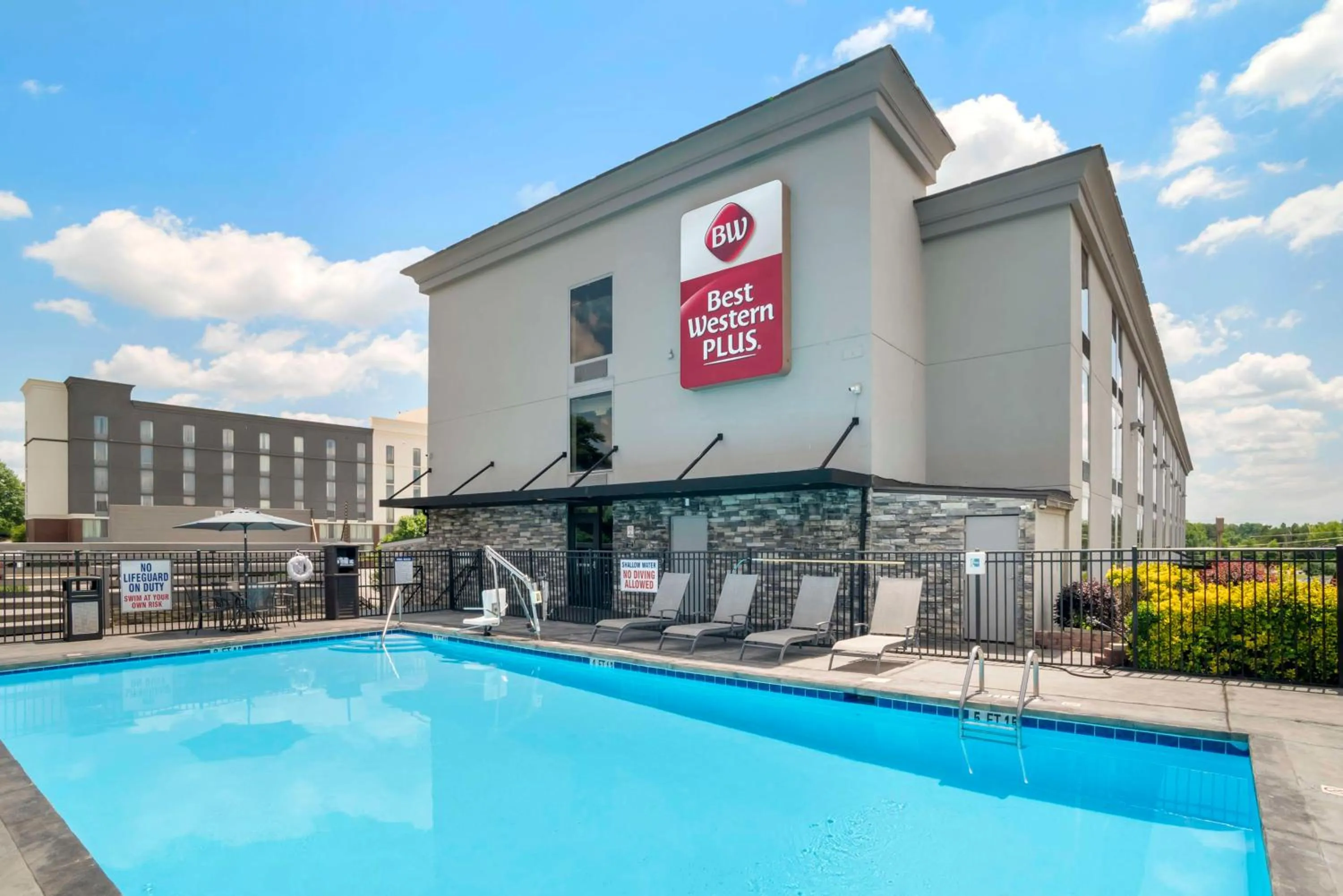 Pool view in Best Western Plus Greenville I-385 Inn & Suites