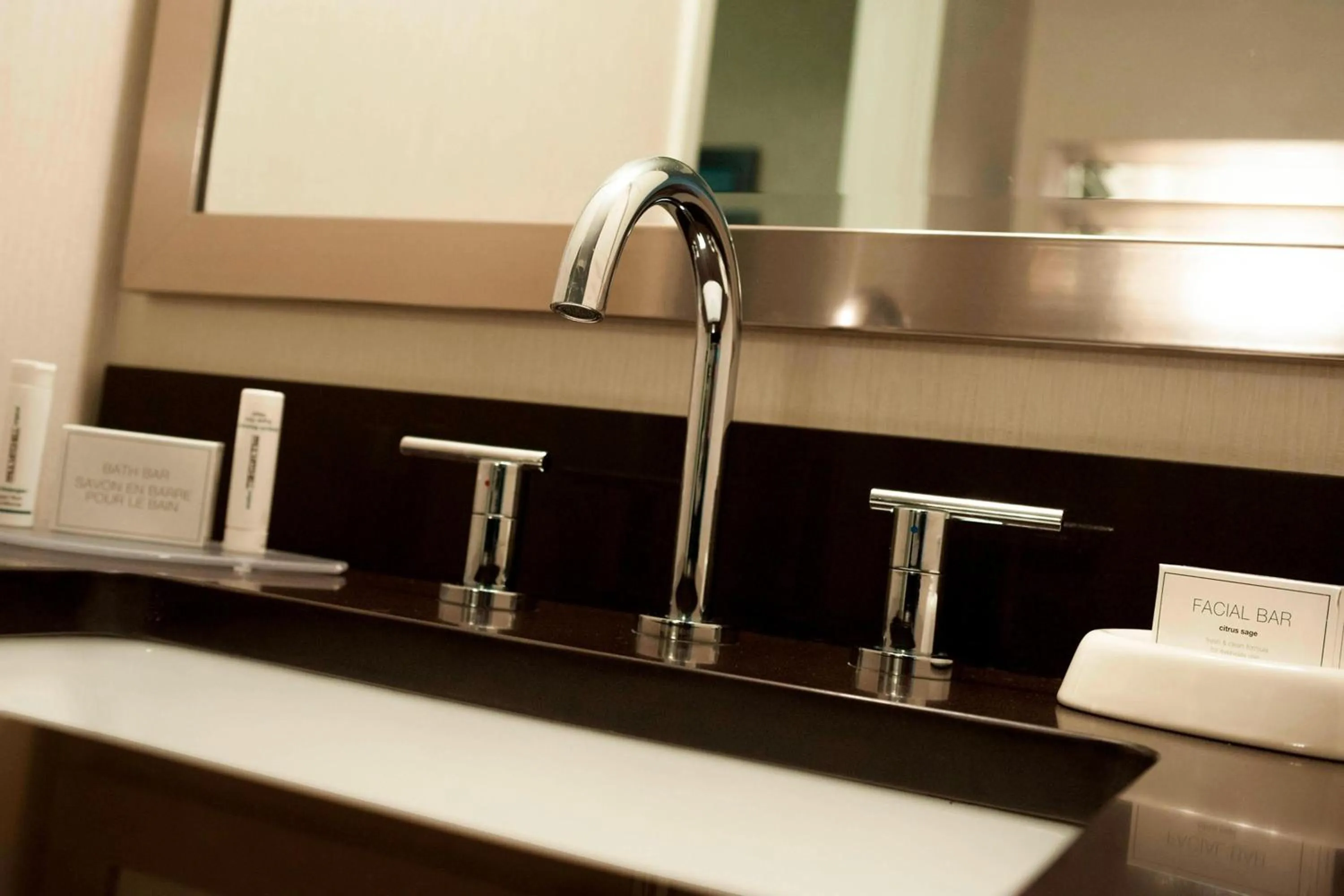 Bathroom in Courtyard Worcester