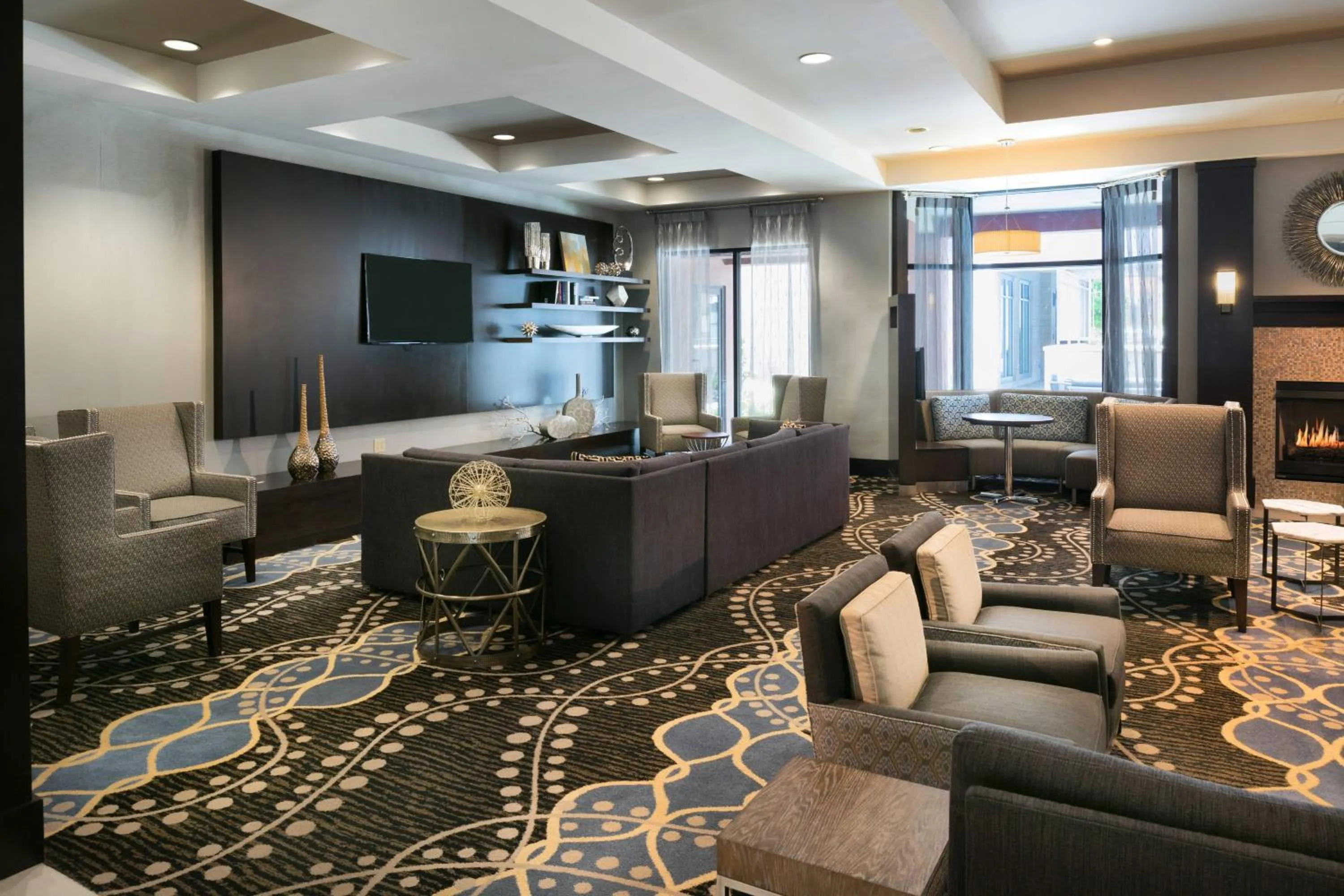 Lobby or reception in Courtyard Worcester