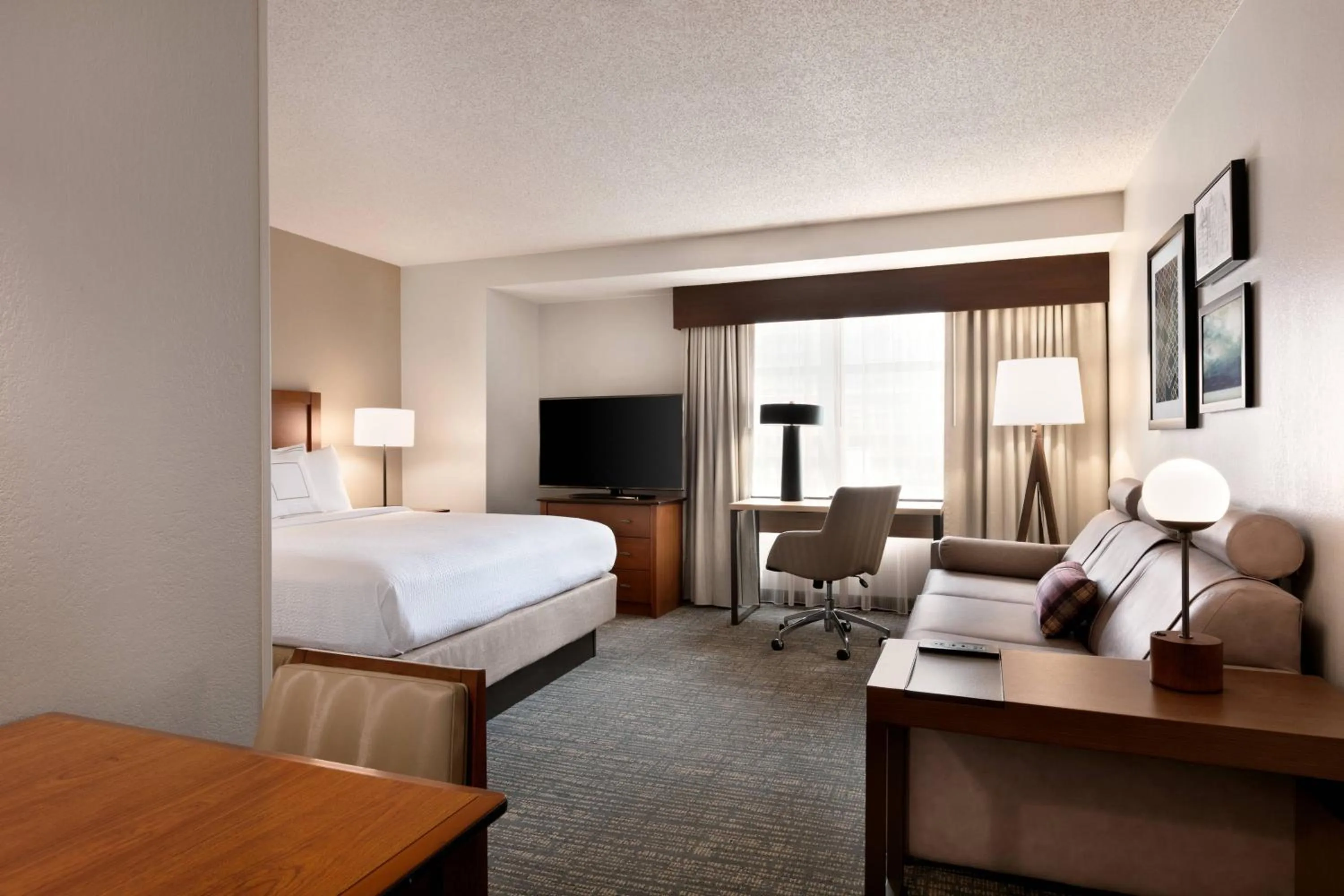 Photo of the whole room, Bed in Residence Inn by Marriott Baltimore Downtown/ Inner Harbor