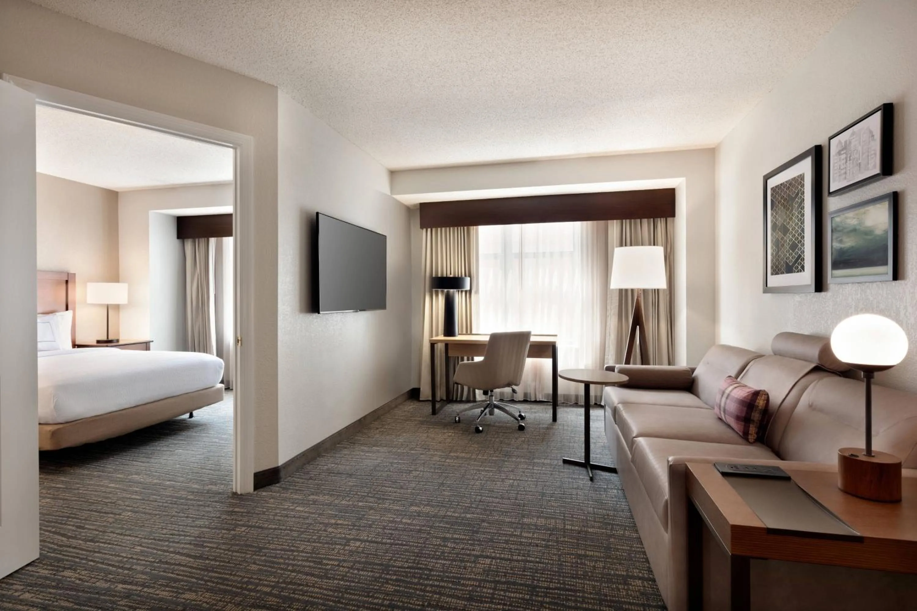 Living room, Bed in Residence Inn by Marriott Baltimore Downtown/ Inner Harbor