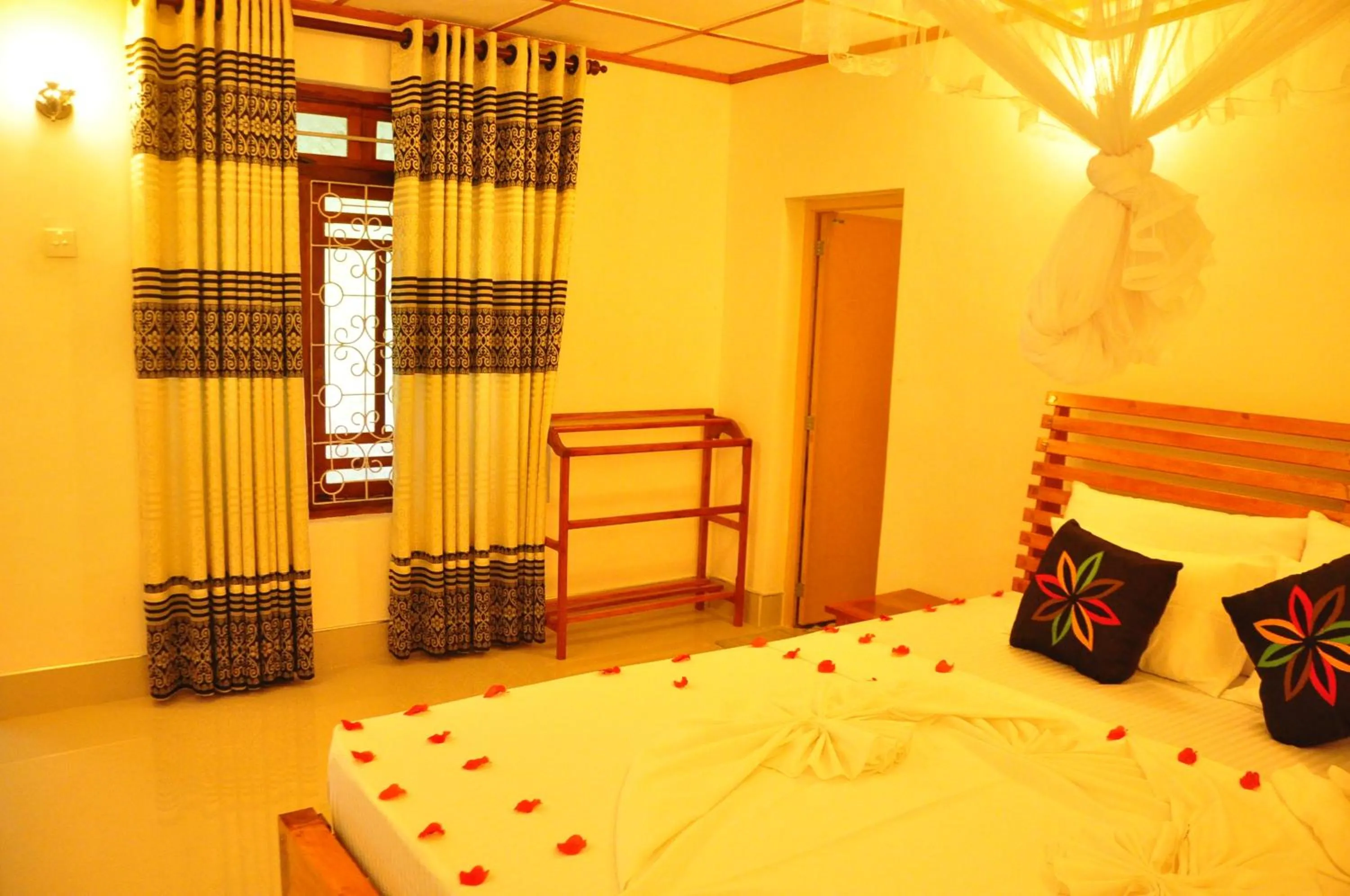 Bed in Rock Lake Home Stay
