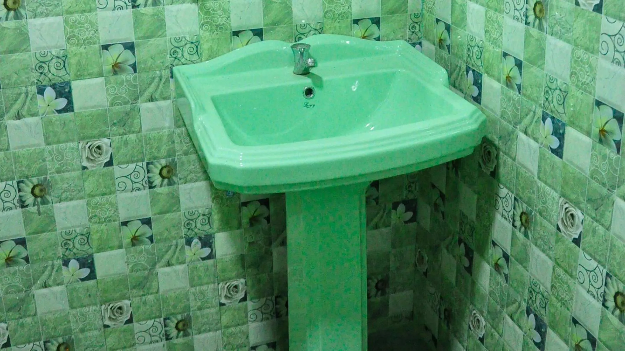 Bathroom in Rock Lake Home Stay