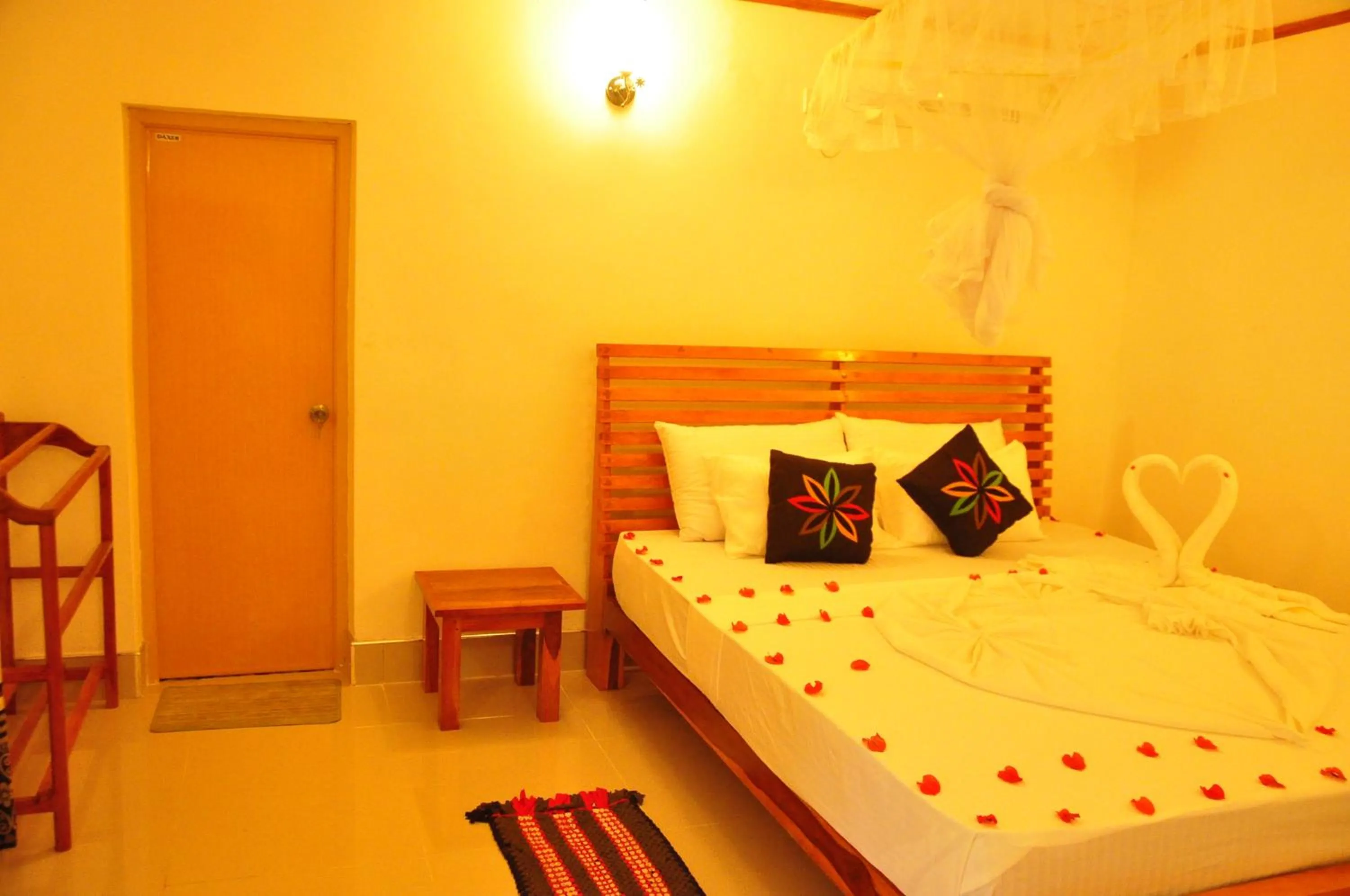 Bed in Rock Lake Home Stay