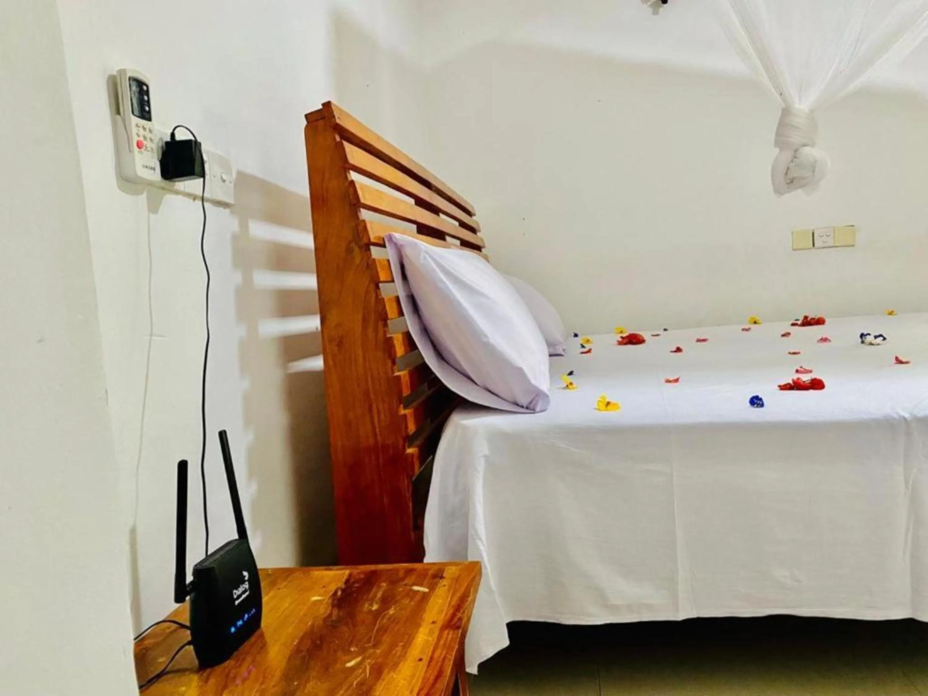 Bed in Rock Lake Home Stay