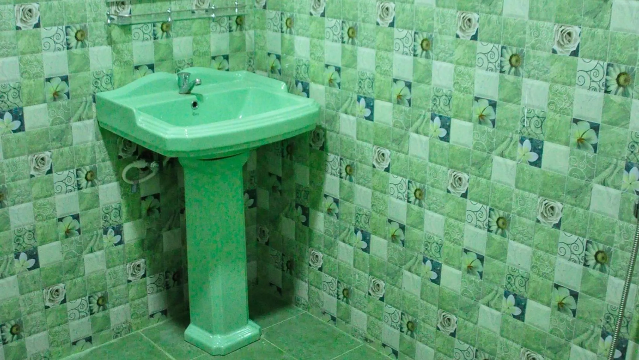 Bathroom in Rock Lake Home Stay