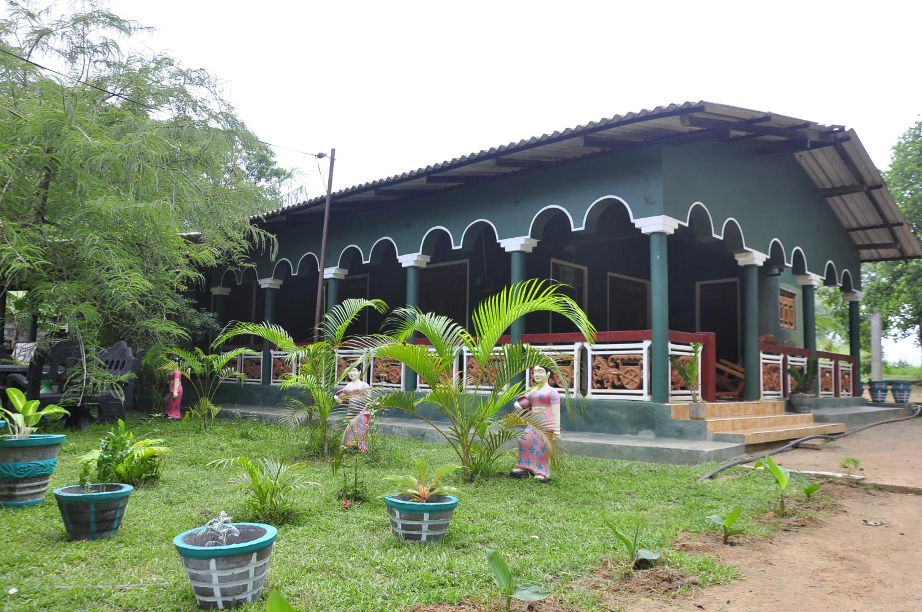 Property building in Rock Lake Home Stay