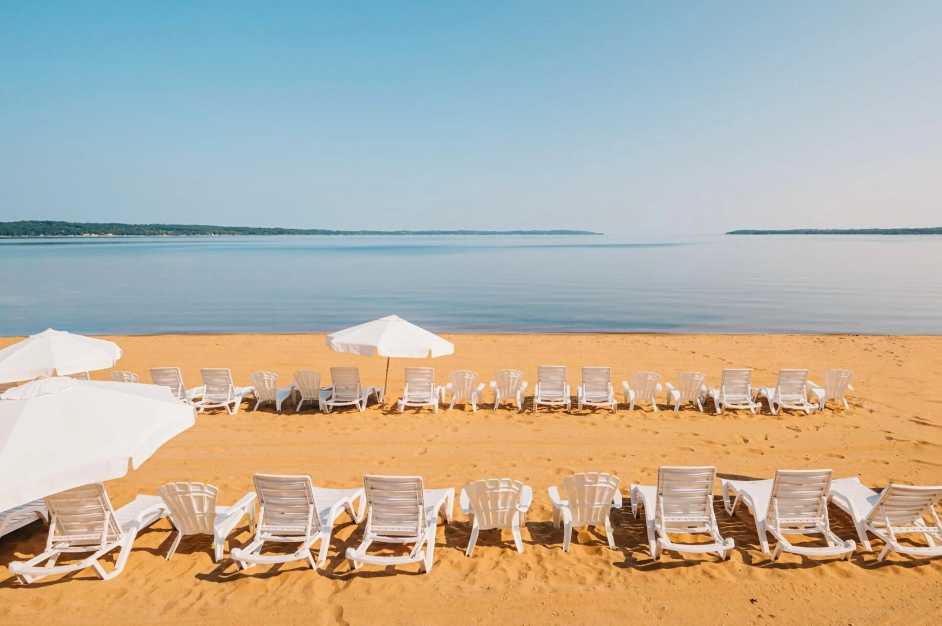 Summer in Grand Beach Resort Hotel