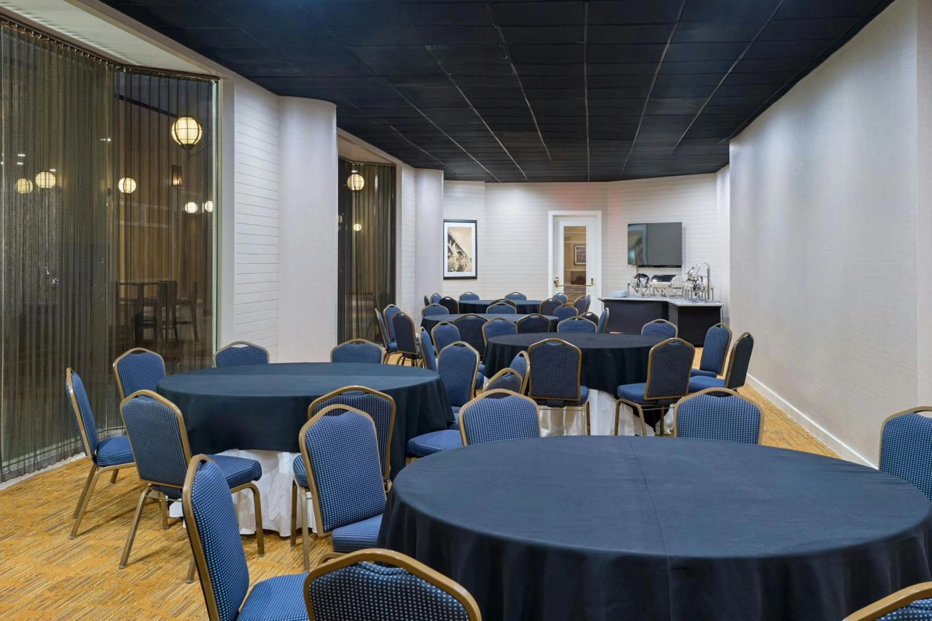 Lounge or bar in Marriott Columbia