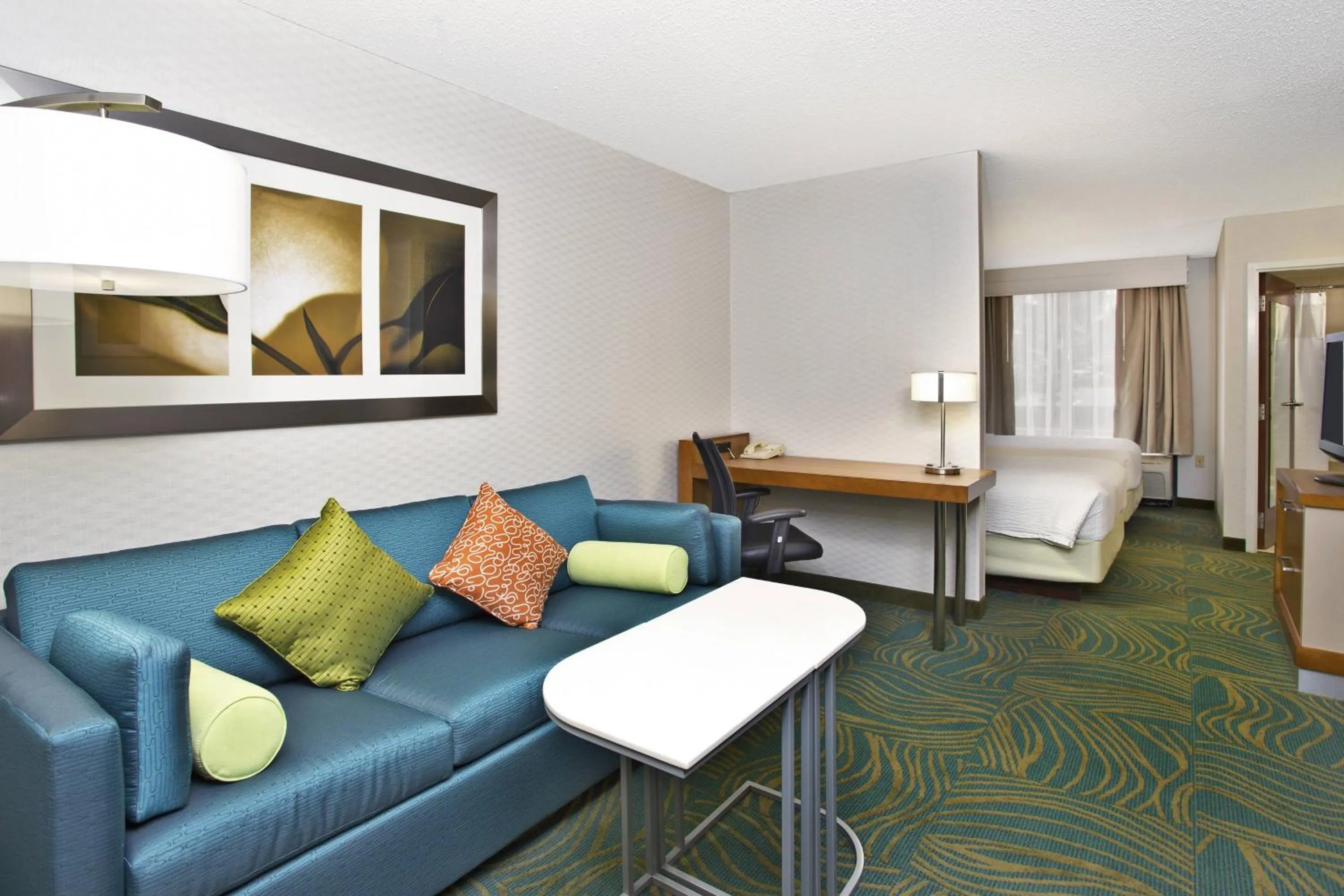 Living room in Springhill Suites by Marriott Chicago Elmhurst Oakbrook Area