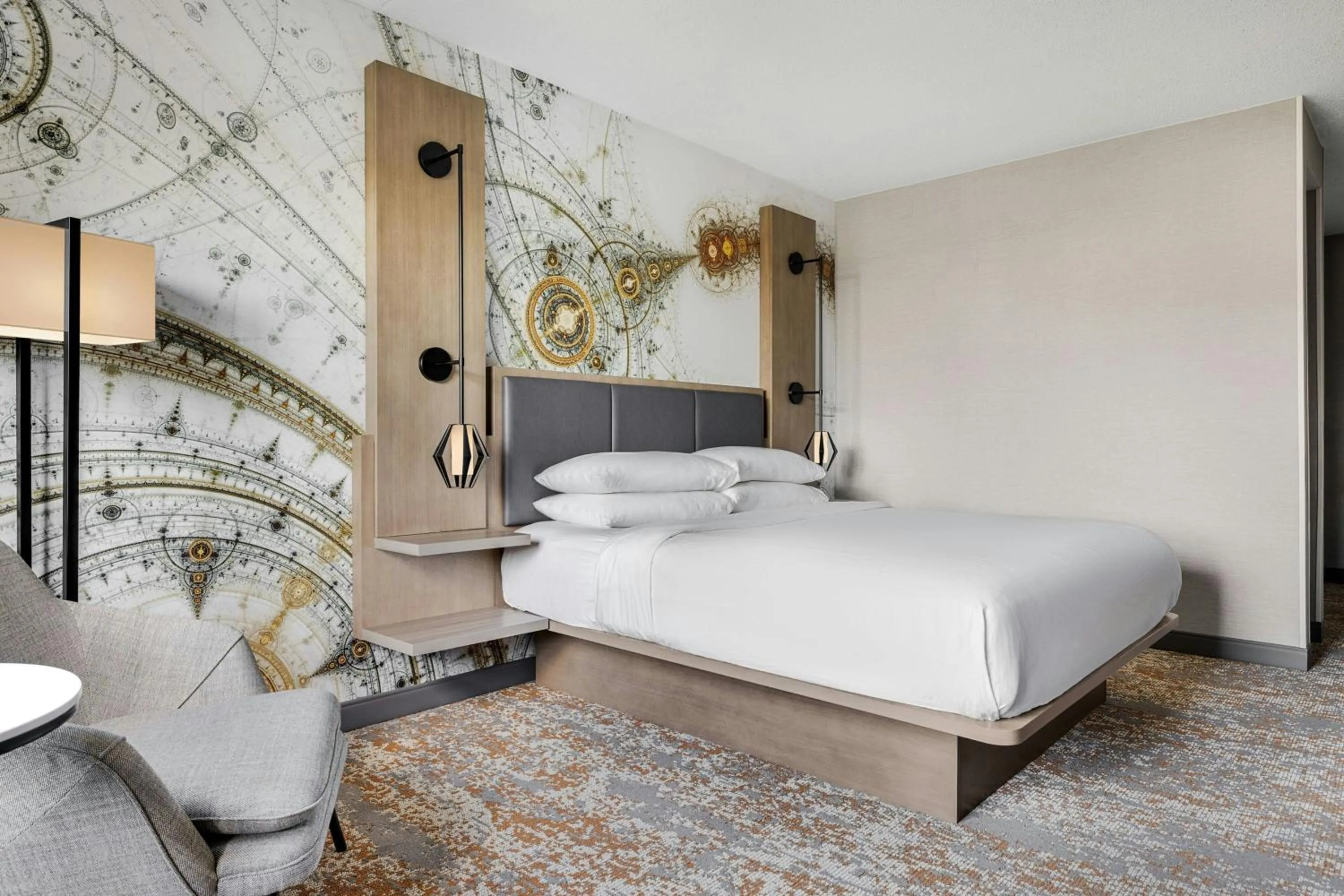 Photo of the whole room, Bed in Chicago Marriott Midway