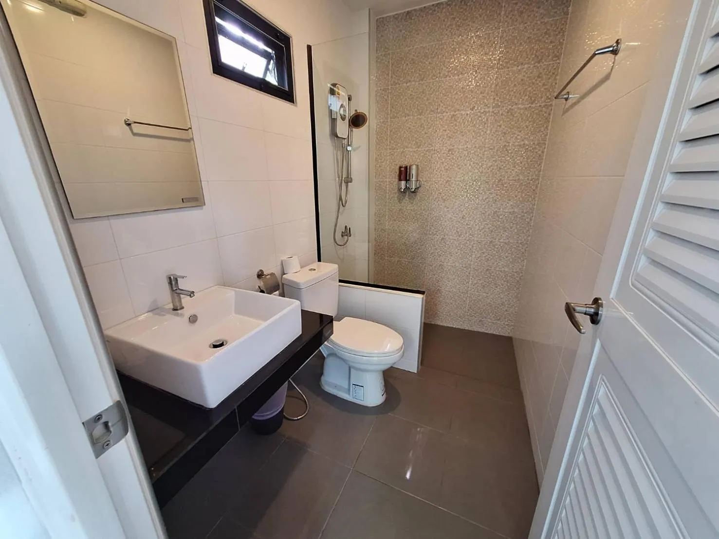 Bathroom in Lanta noblesse